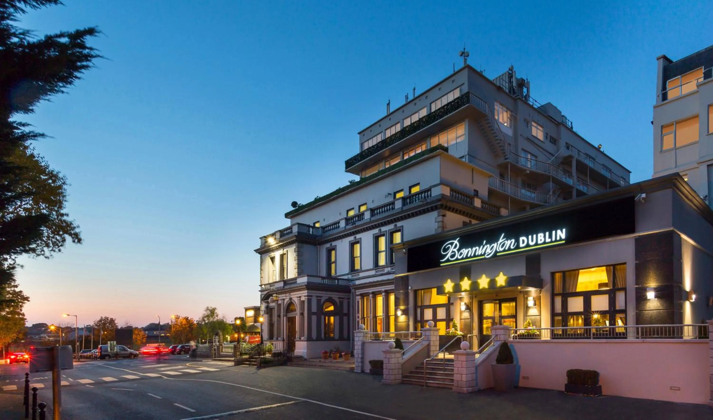 Facade/entrance in Bonnington Hotel & Leisure Centre