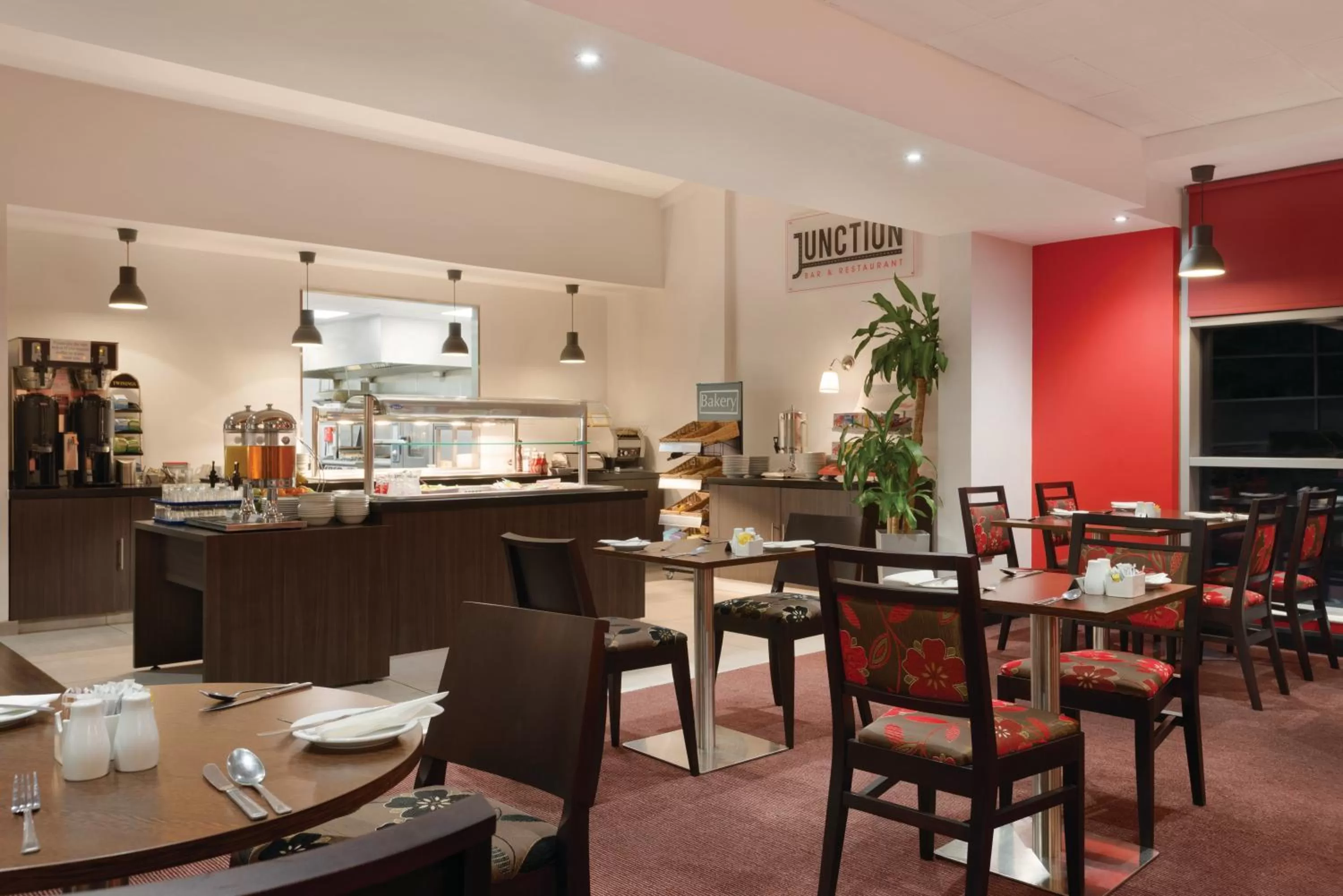 Restaurant/places to eat in Ramada Wakefield