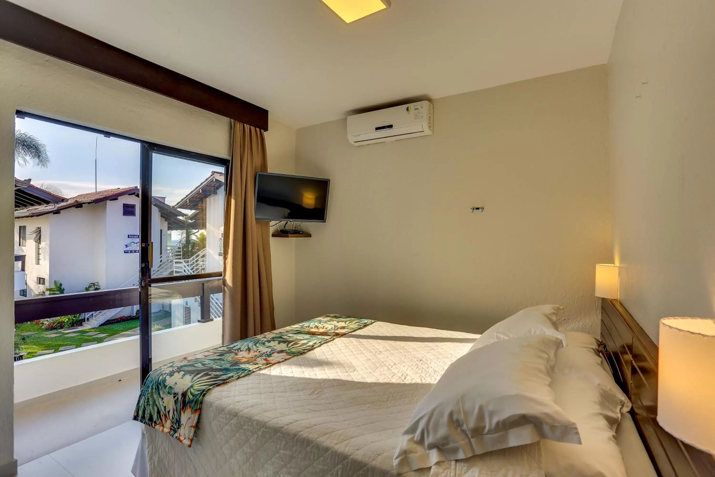 Bedroom, Bed in Hotel Sete Ilhas