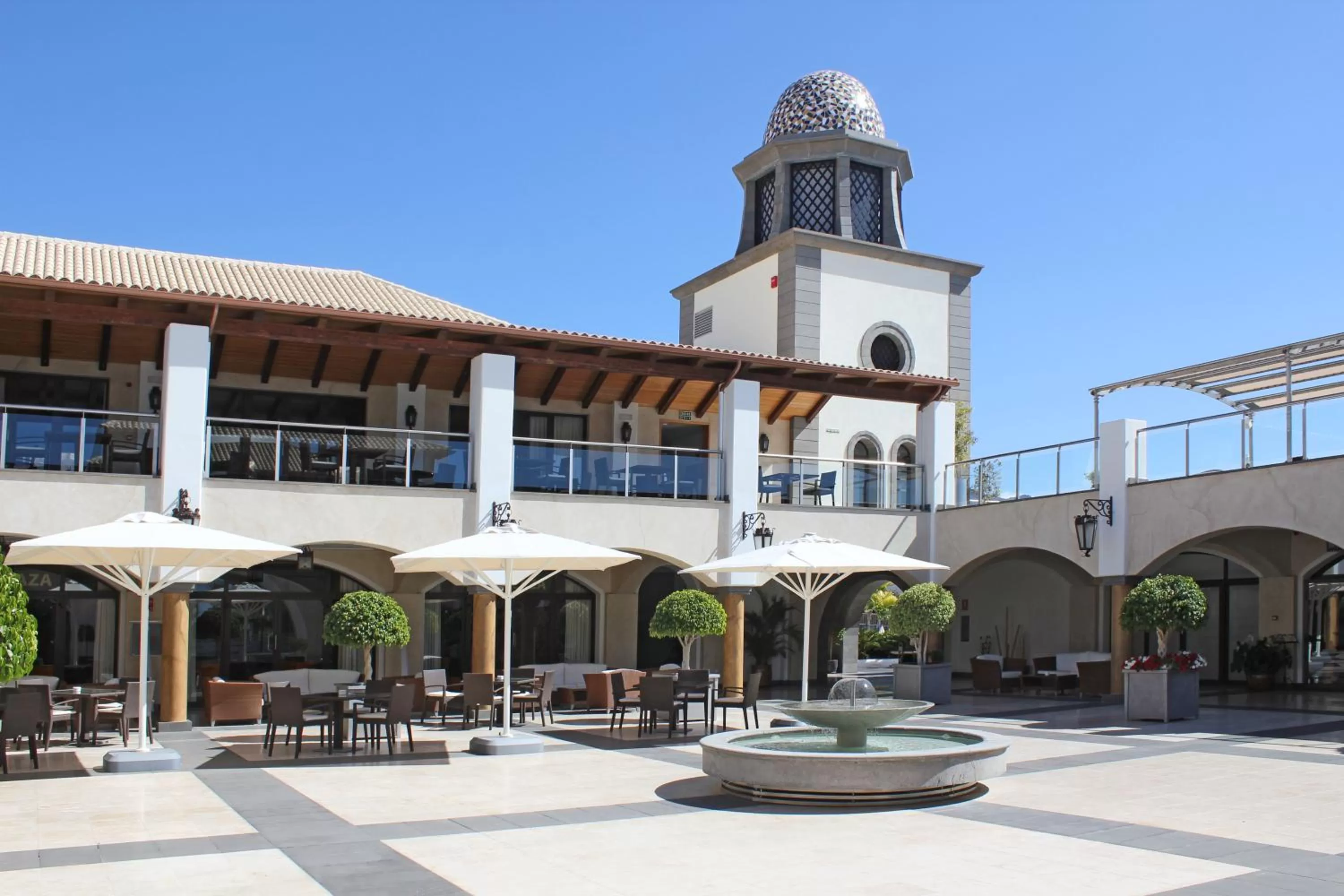 Patio in Hotel Suite Villa Maria