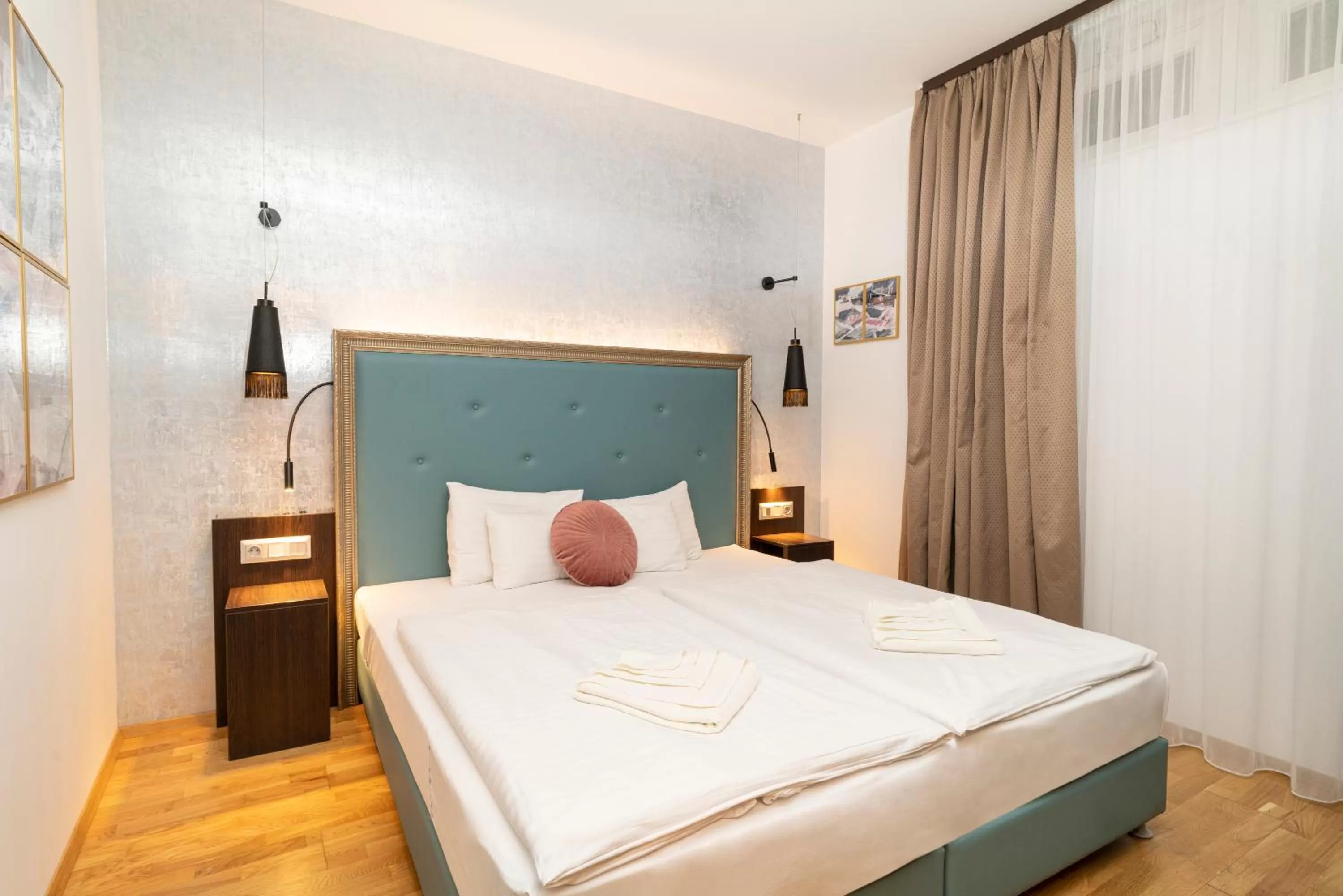 Bed in Hotel Memories Budapest