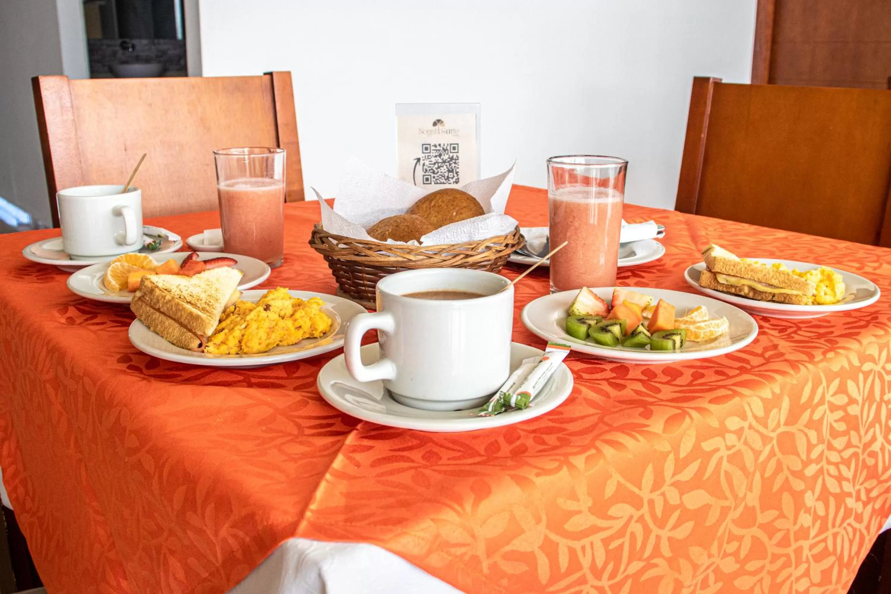 Breakfast in Nogal Suite Hotel Ipiales
