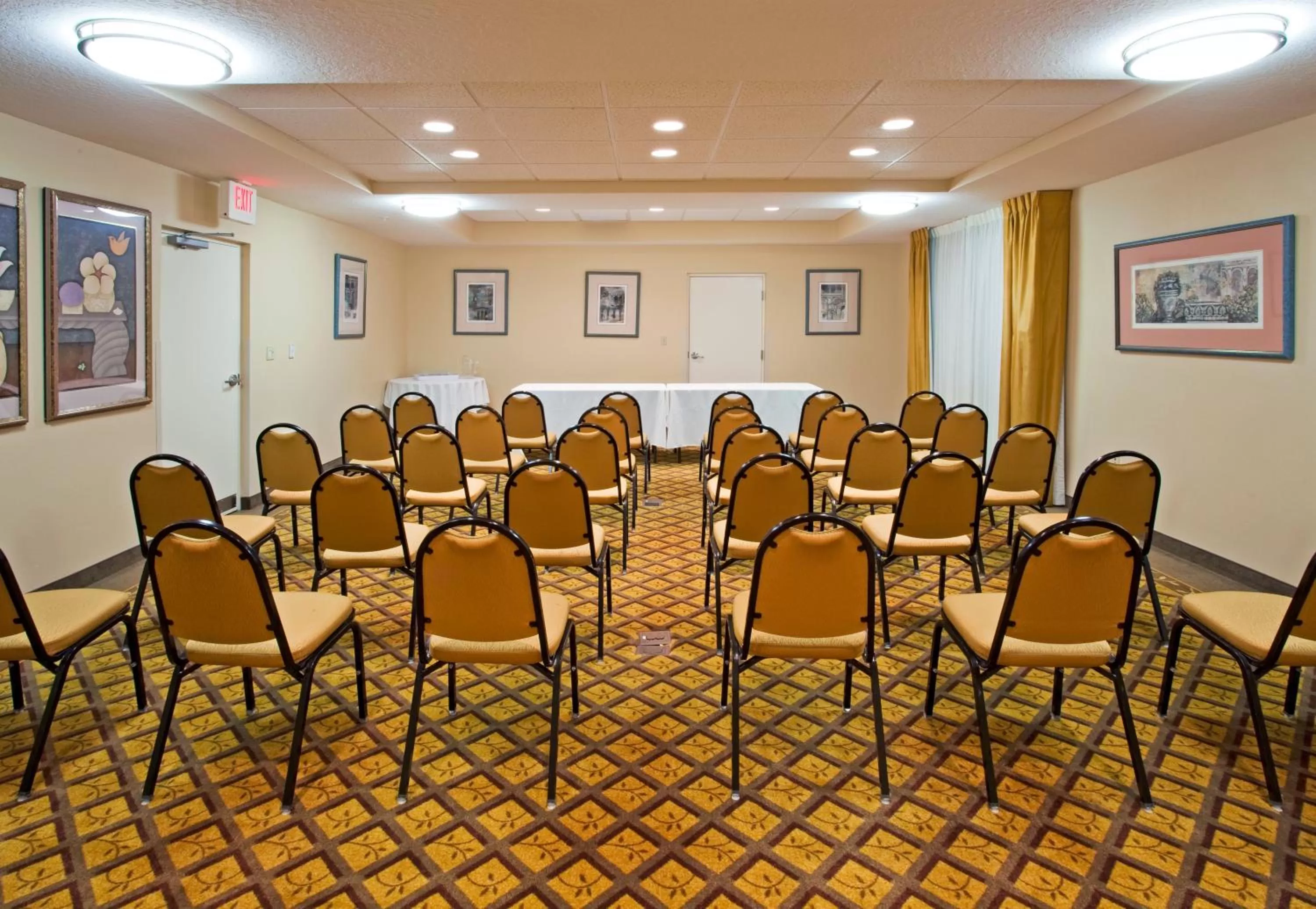 Meeting/conference room in Candlewood Suites Melbourne/Viera by IHG