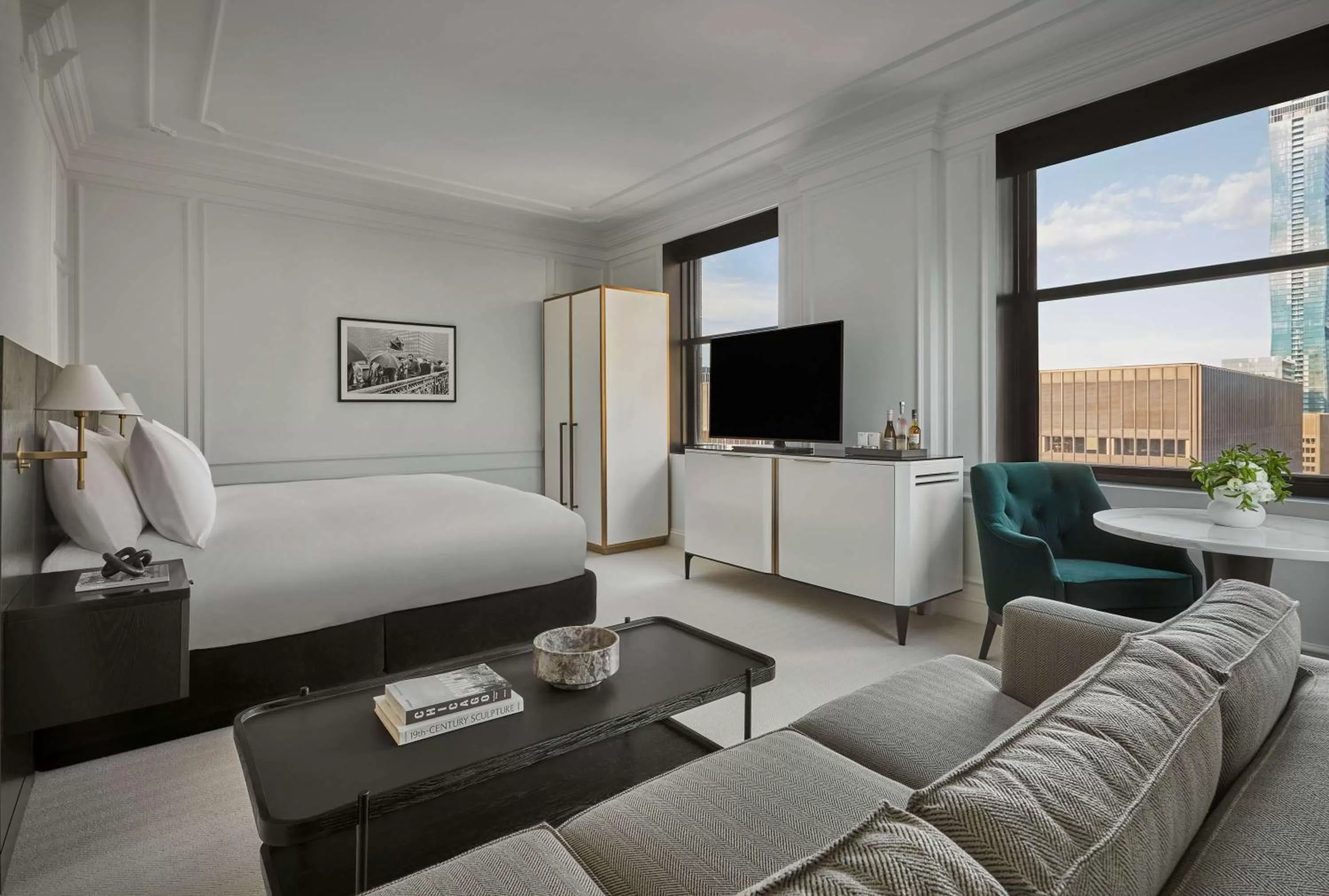 Bedroom, Bed in Pendry Chicago