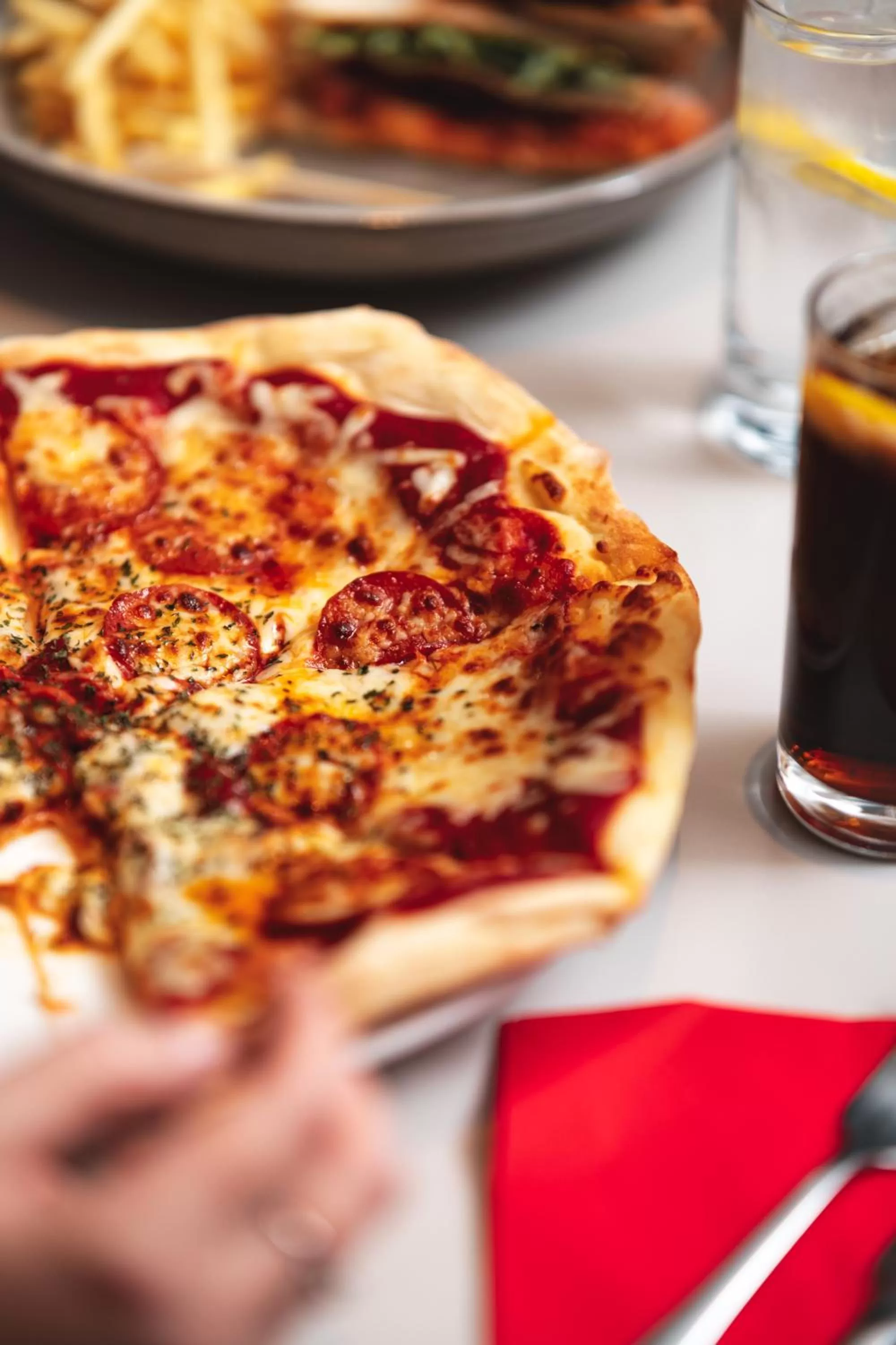 Lounge or bar in Novotel Southampton