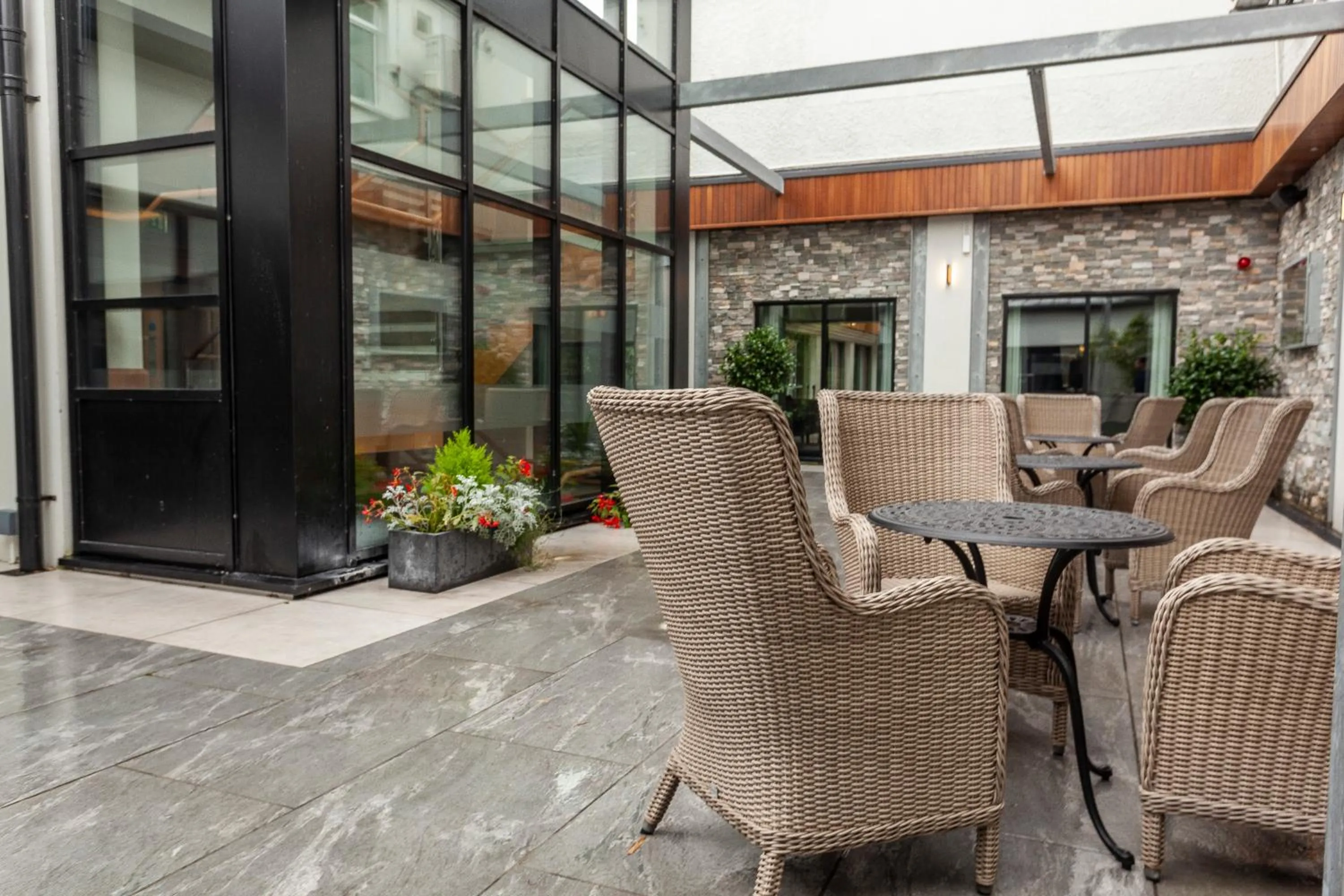 Patio in Silverbirch Hotel