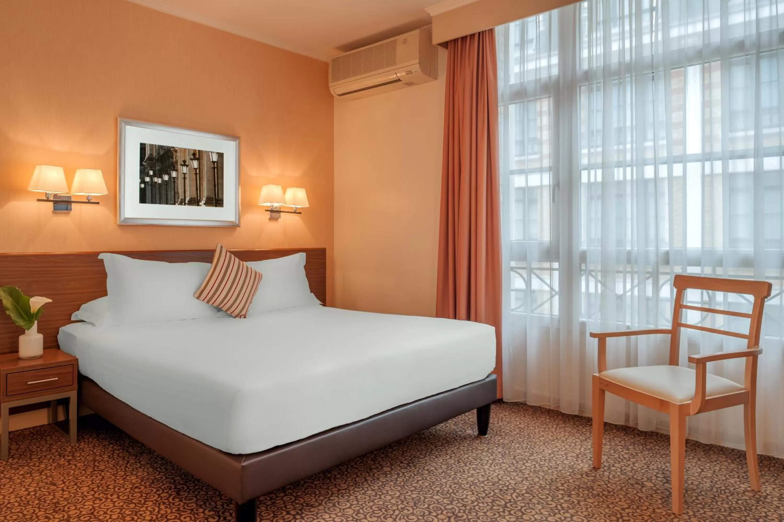 Bedroom, Bed in Citadines Saint-Germain-des-Prés Paris