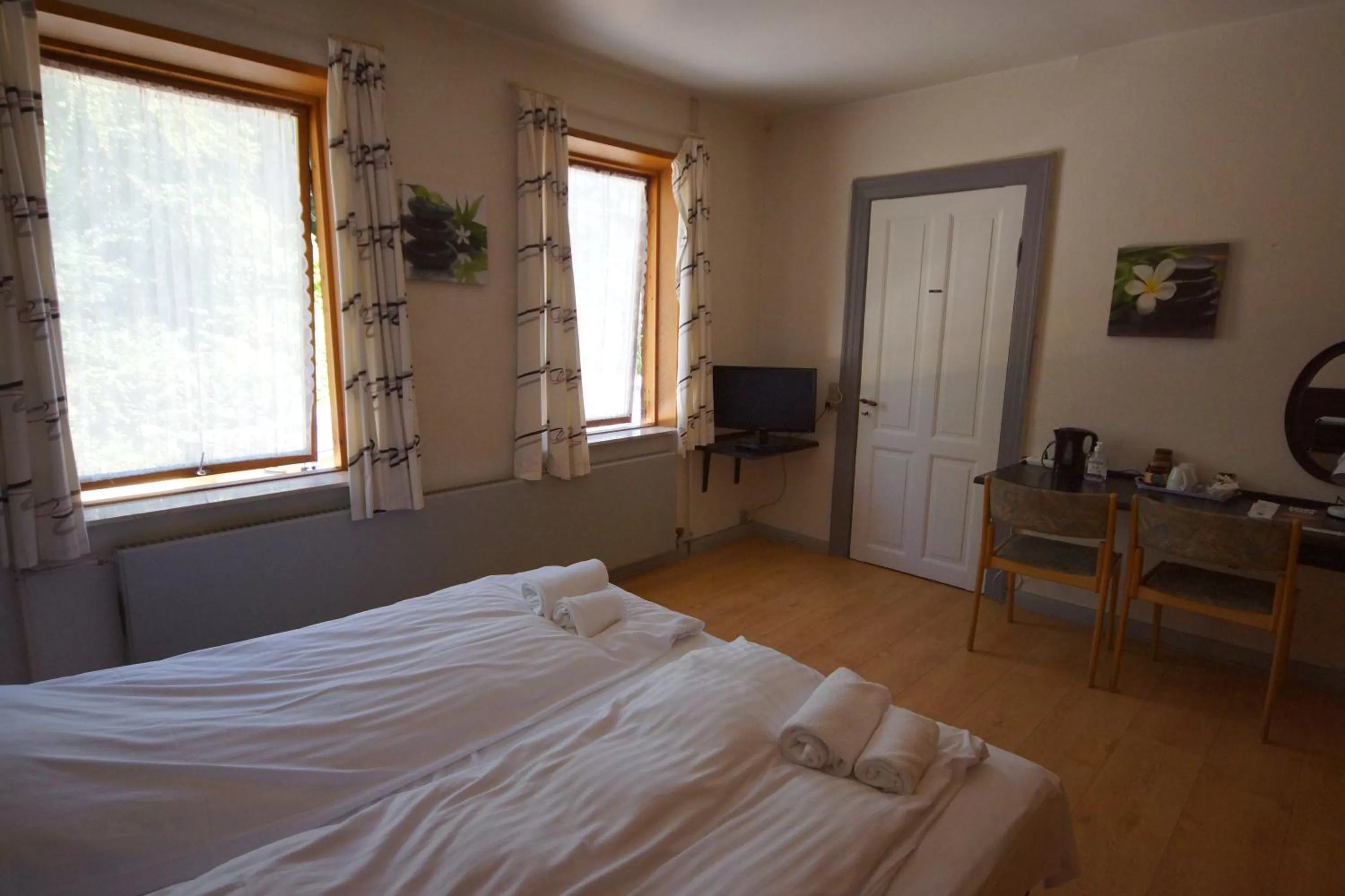 Bedroom, Bed in Egtved Hotel