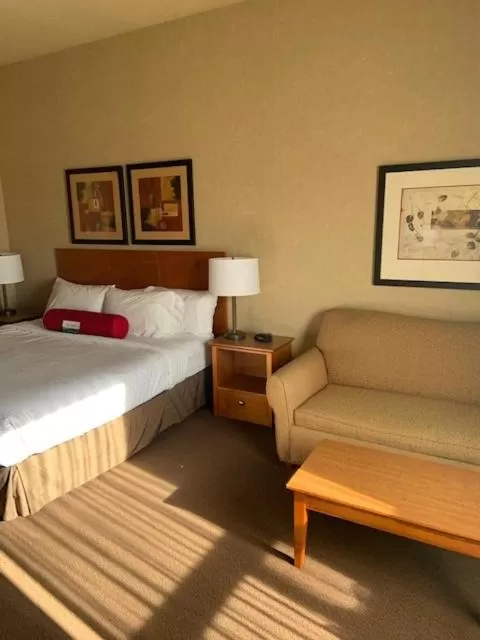 Bed in Clarion Pointe