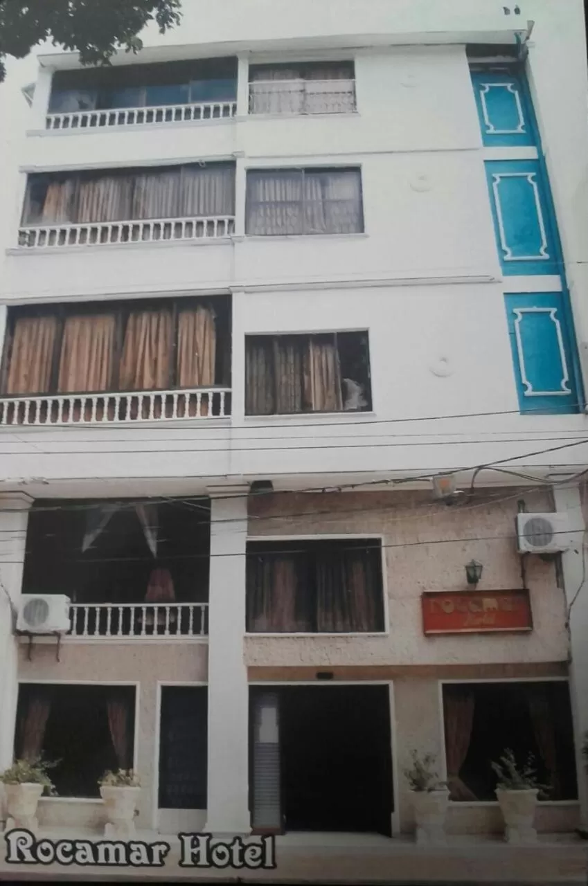 Facade/entrance, Property Building in Hotel Roca & Mar