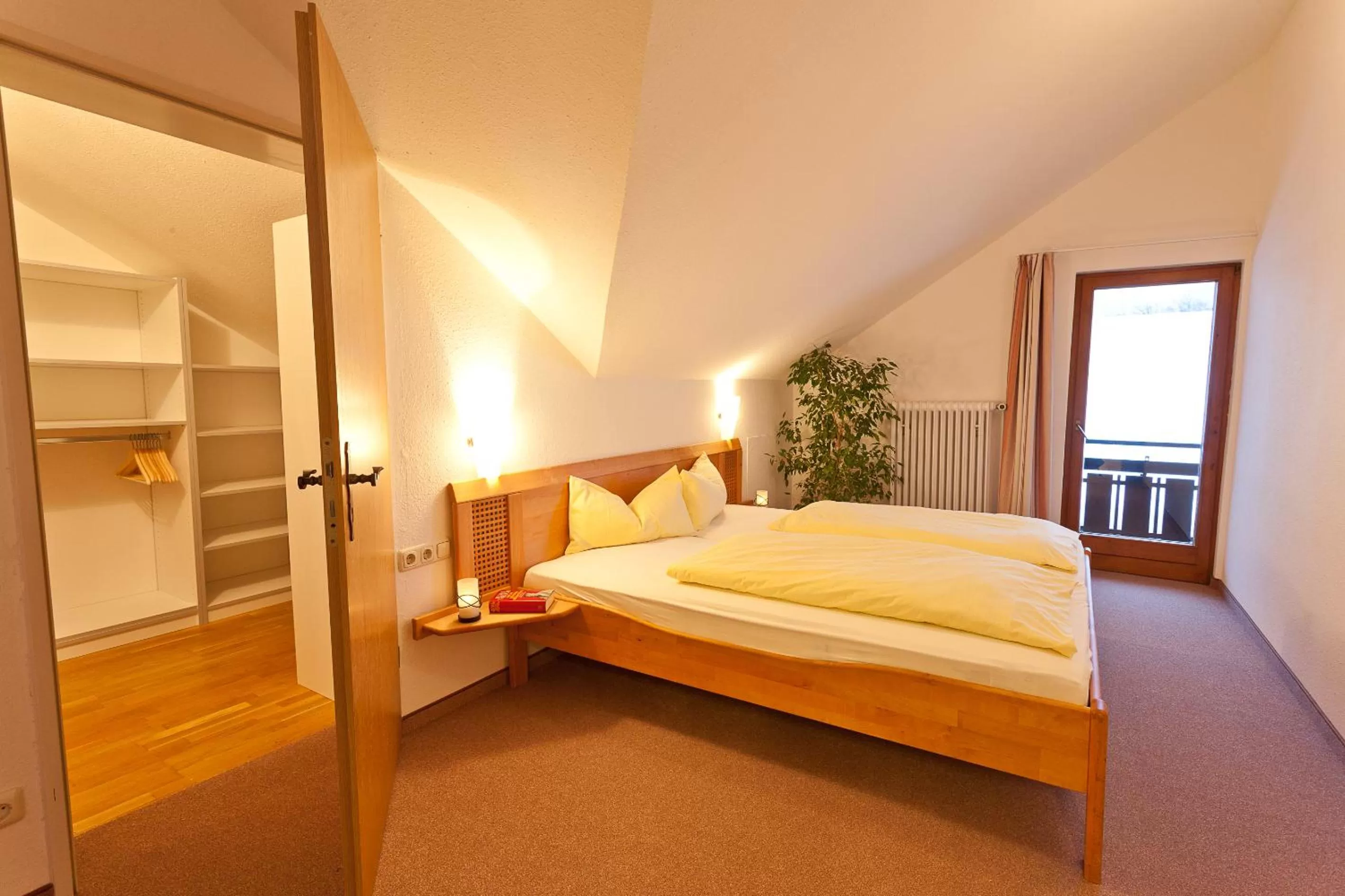 Bed in Familien- und Wellnesshotel "Viktoria"