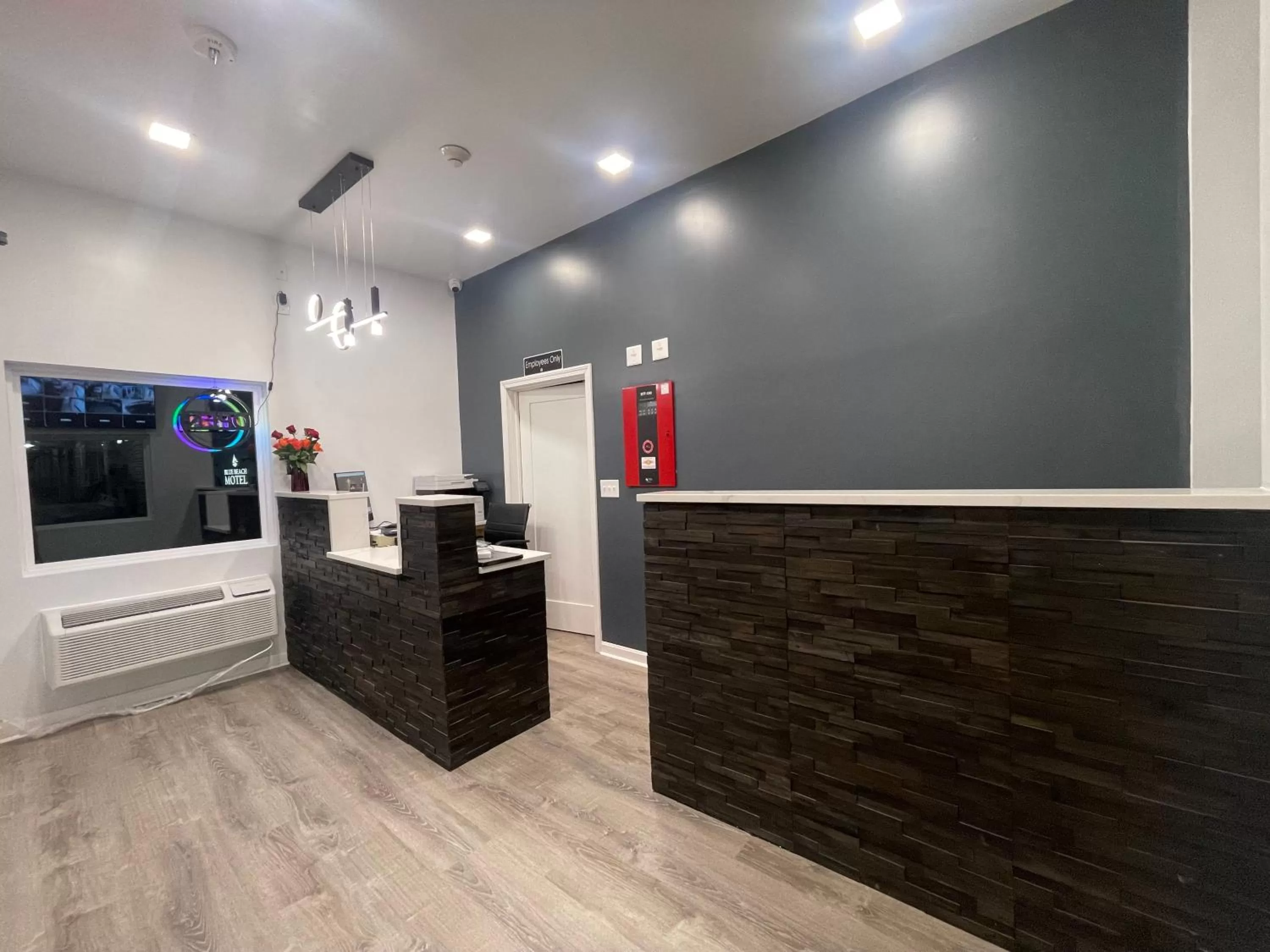 Lobby or reception in Blue Beach Motel Providence North Kingstown