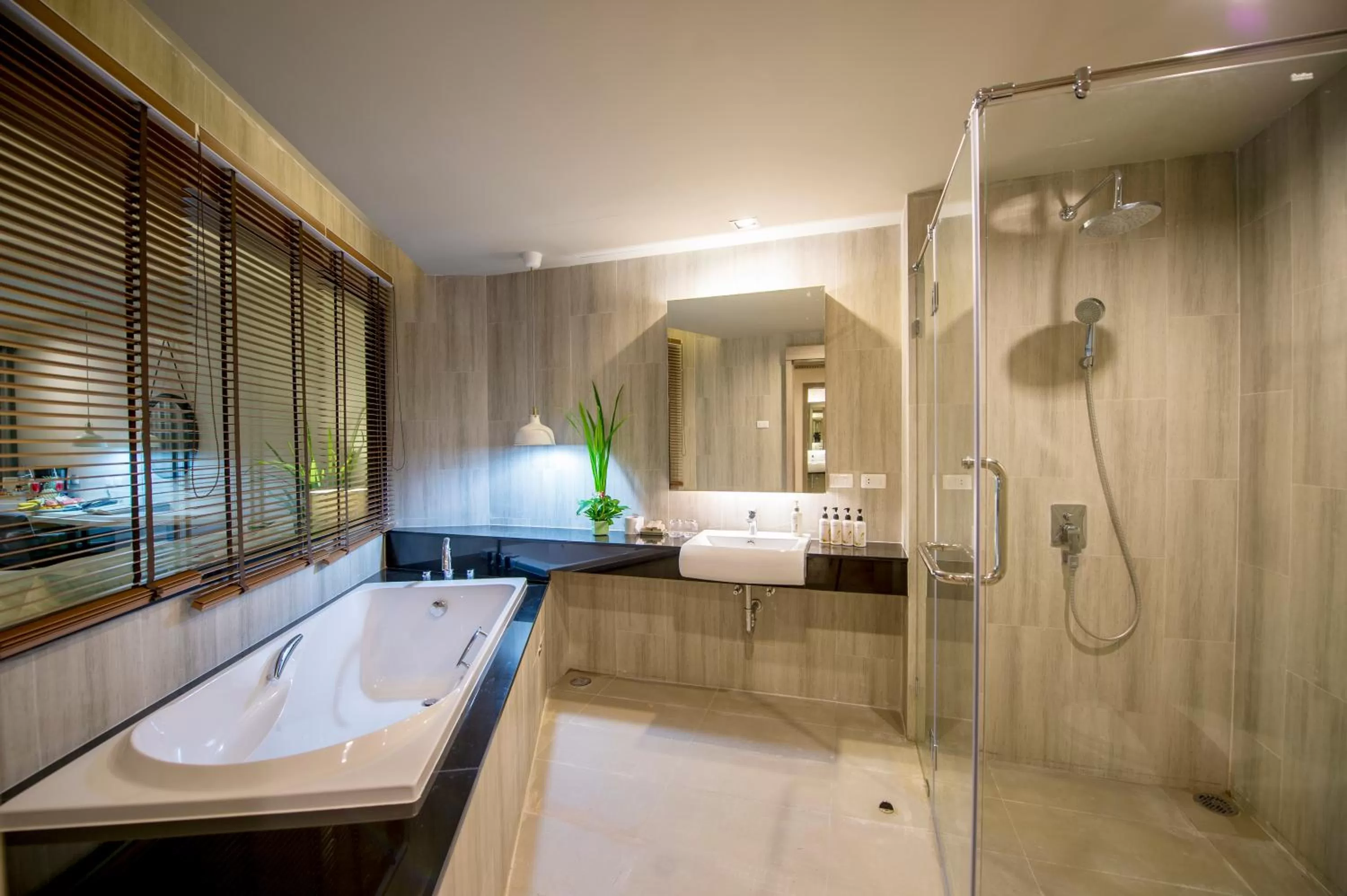 Bathroom, Bed in Krabi La Playa Resort
