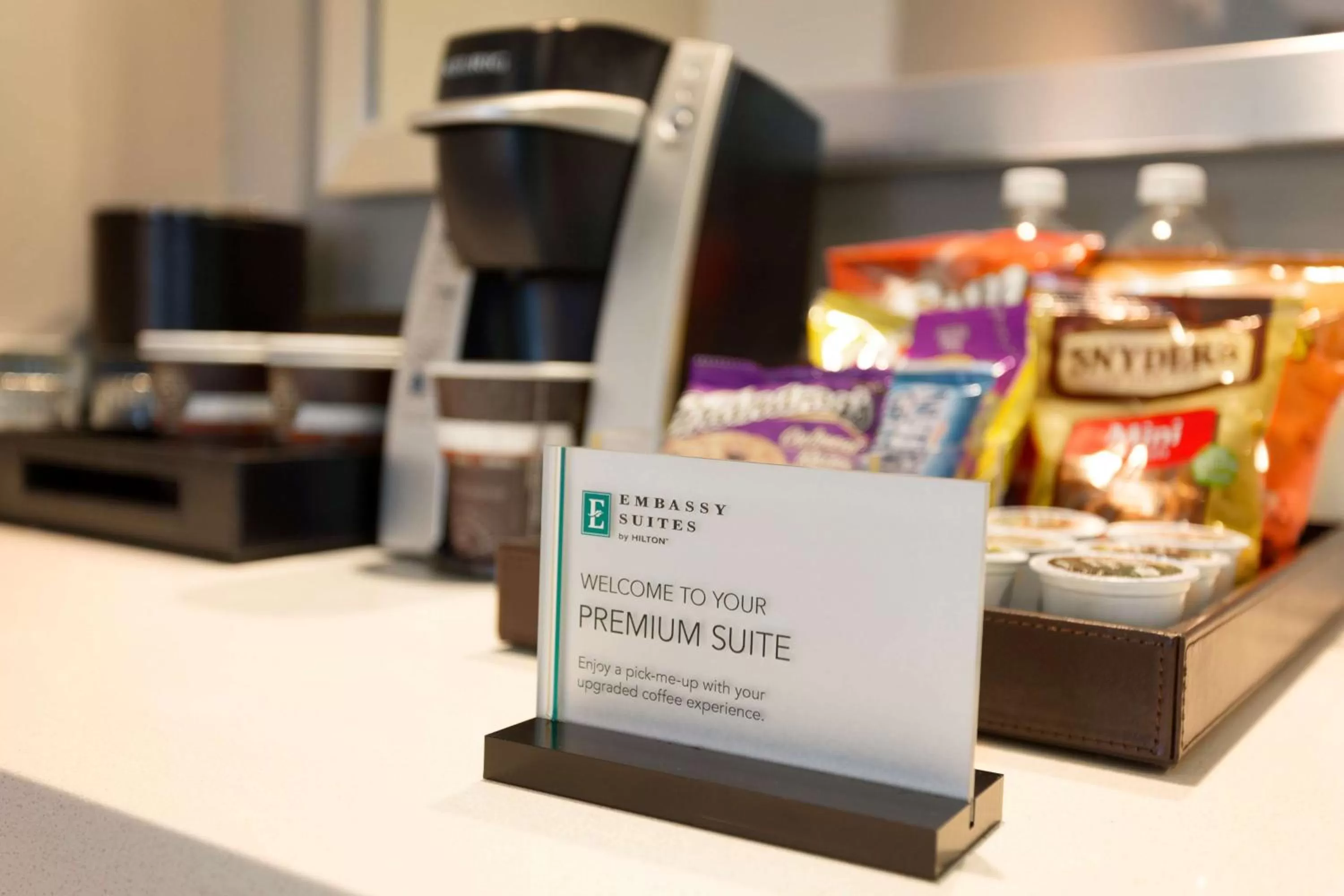 Photo of the whole room in Embassy Suites by Hilton Kansas City Olathe