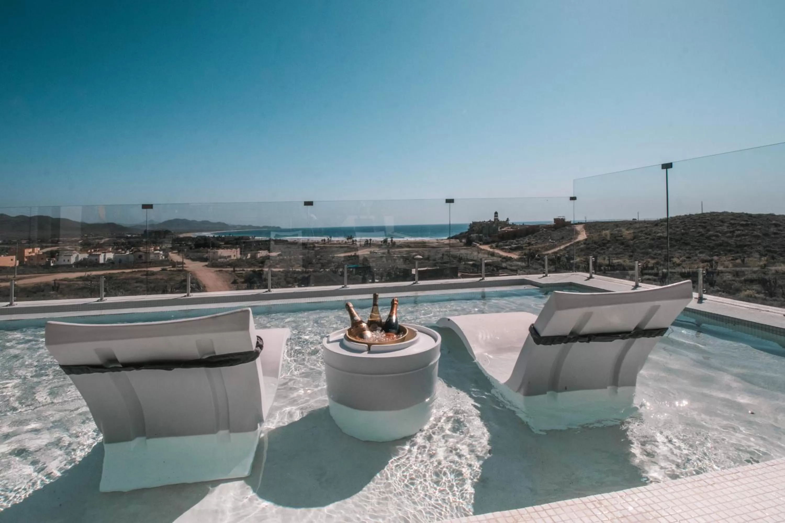 Balcony/Terrace in Cerritos Surf Residences