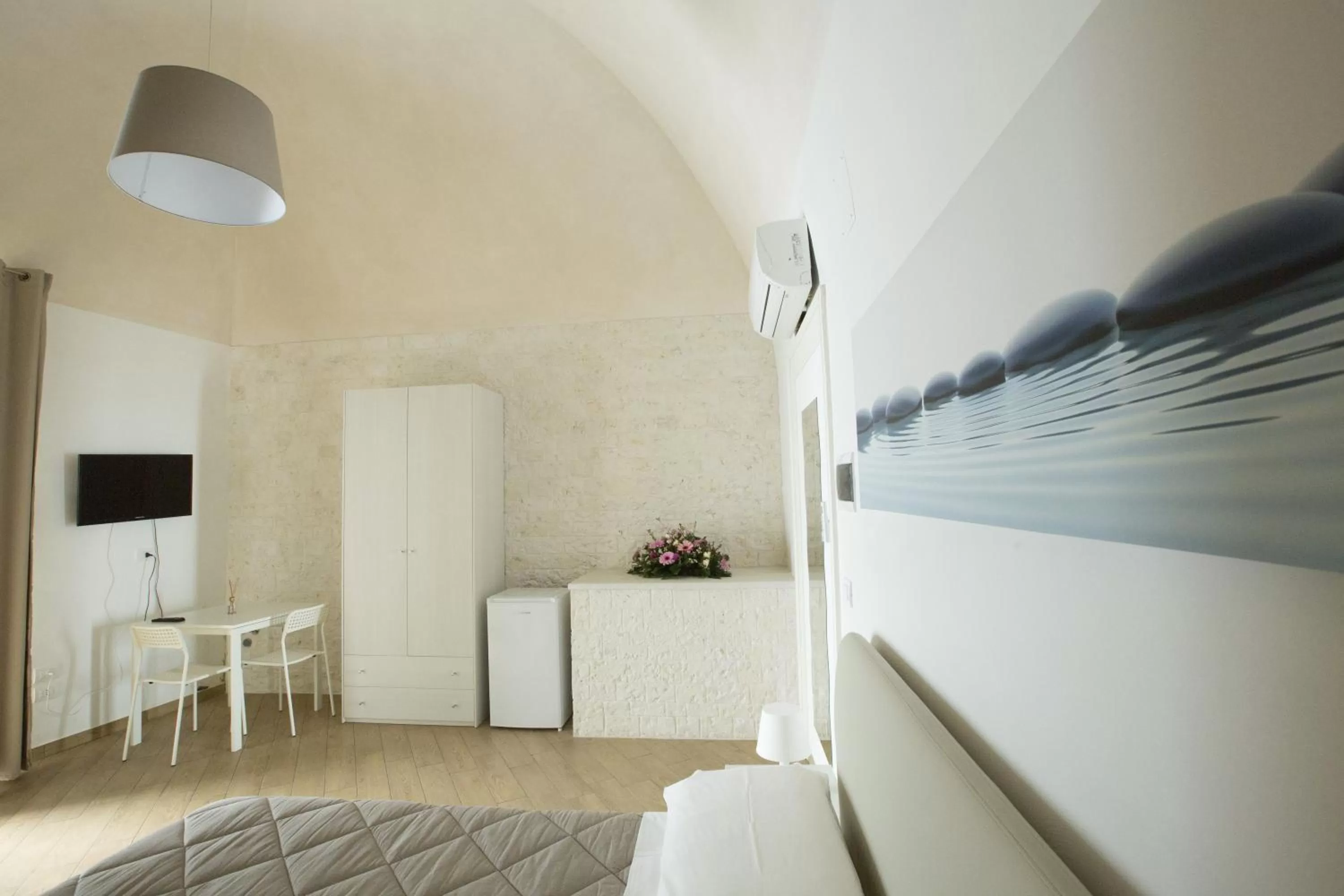 Bed in b&b San Nicandro