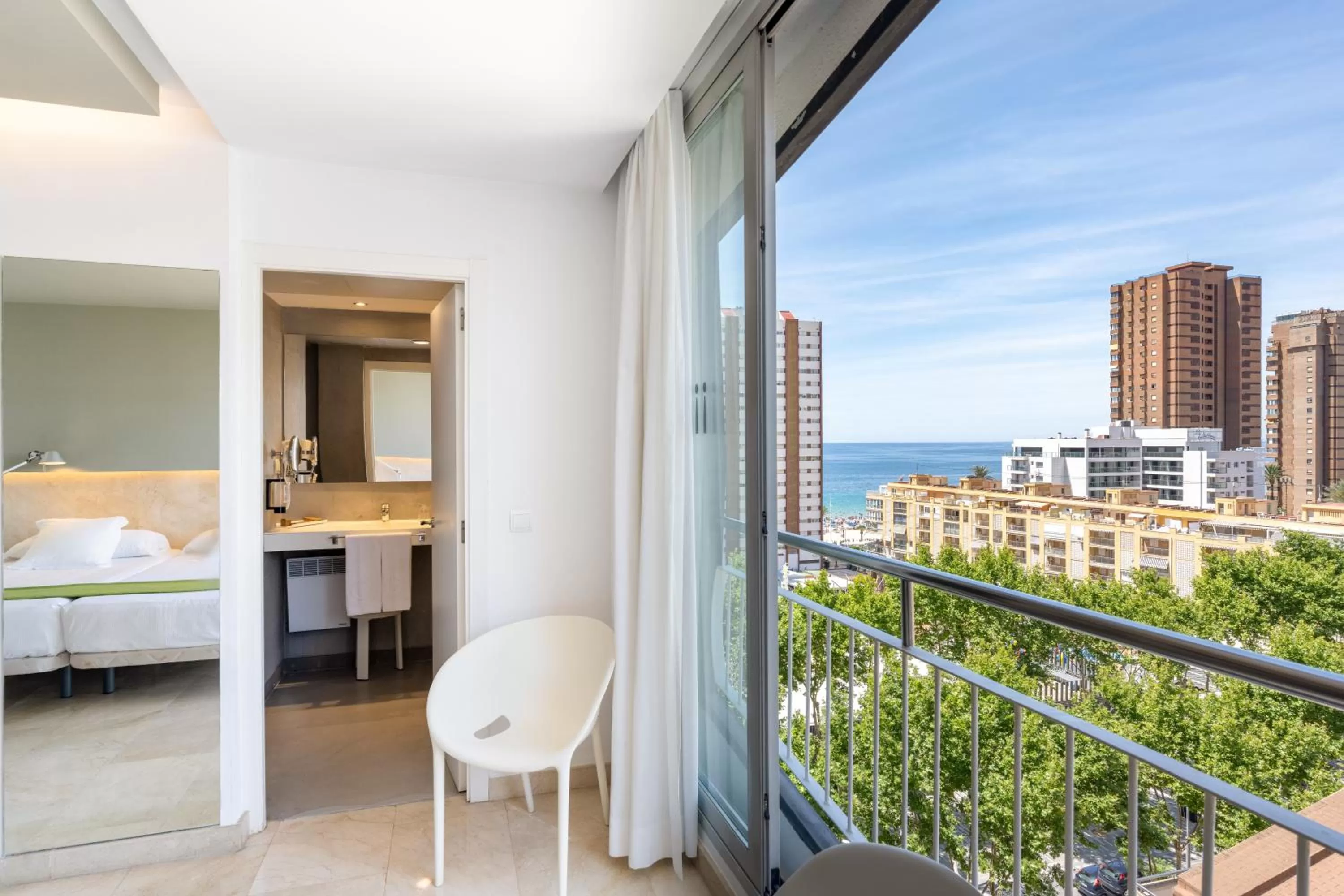 Photo of the whole room in Climia Belroy 4 Sup