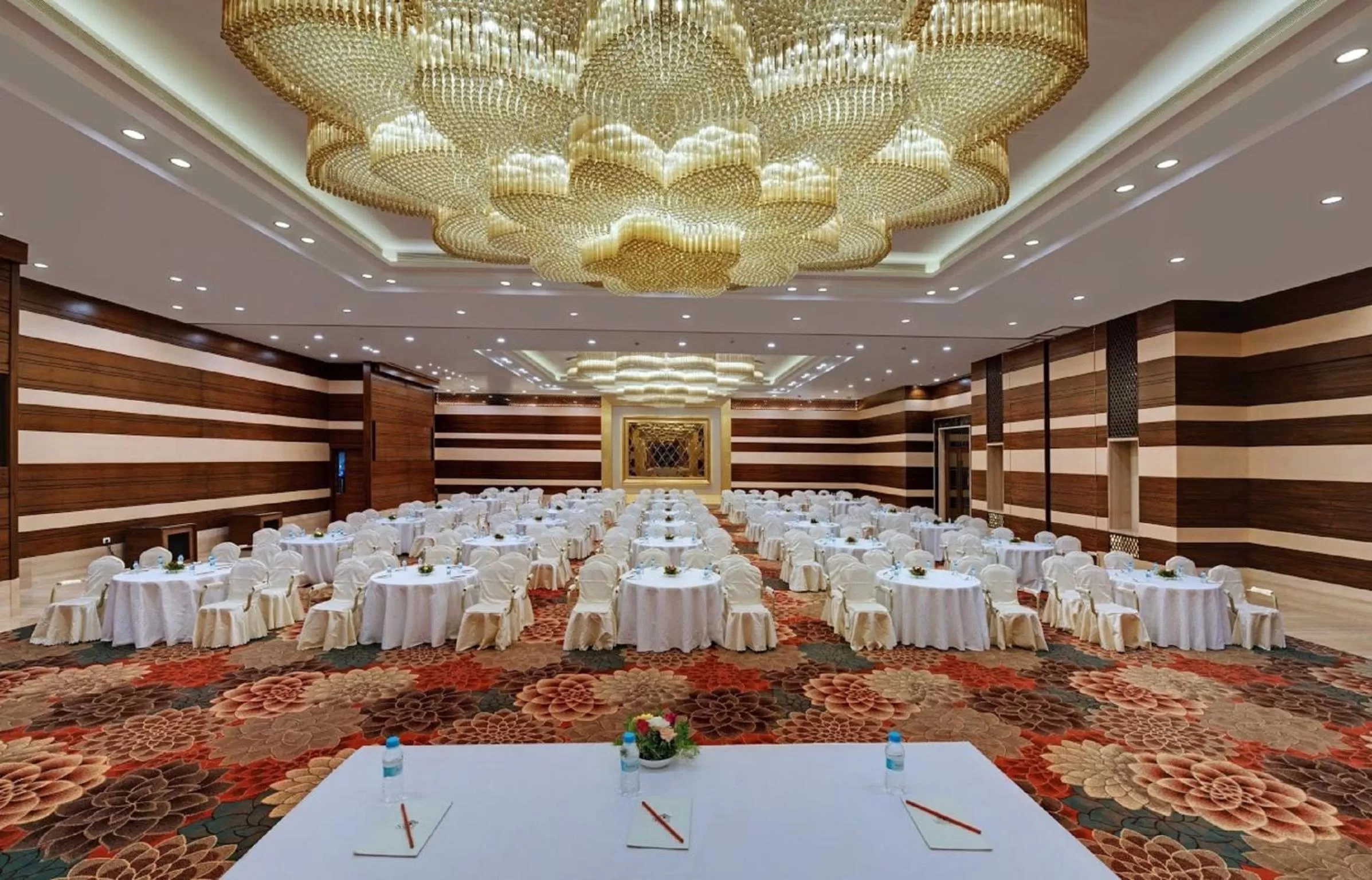 Banquet/Function facilities in Sayaji Kolhapur