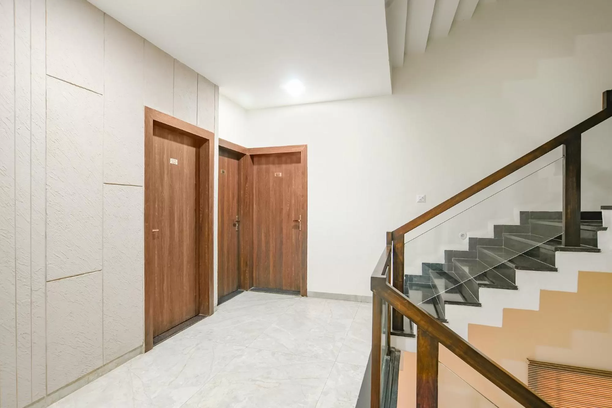 Lobby or reception in FabHotel Ramya