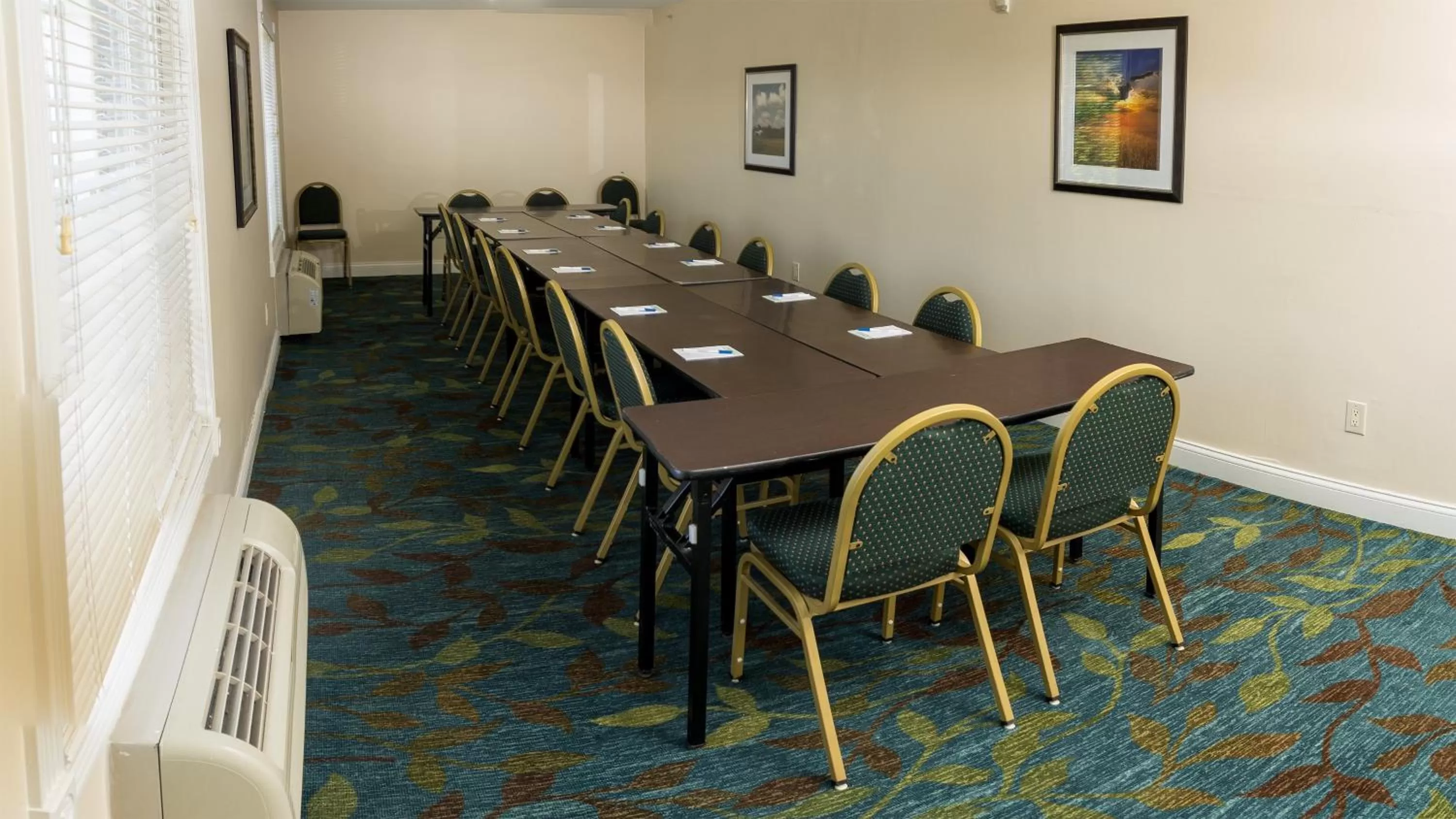 Meeting/conference room in Candlewood Suites Saint Joseph - Benton Harbor by IHG
