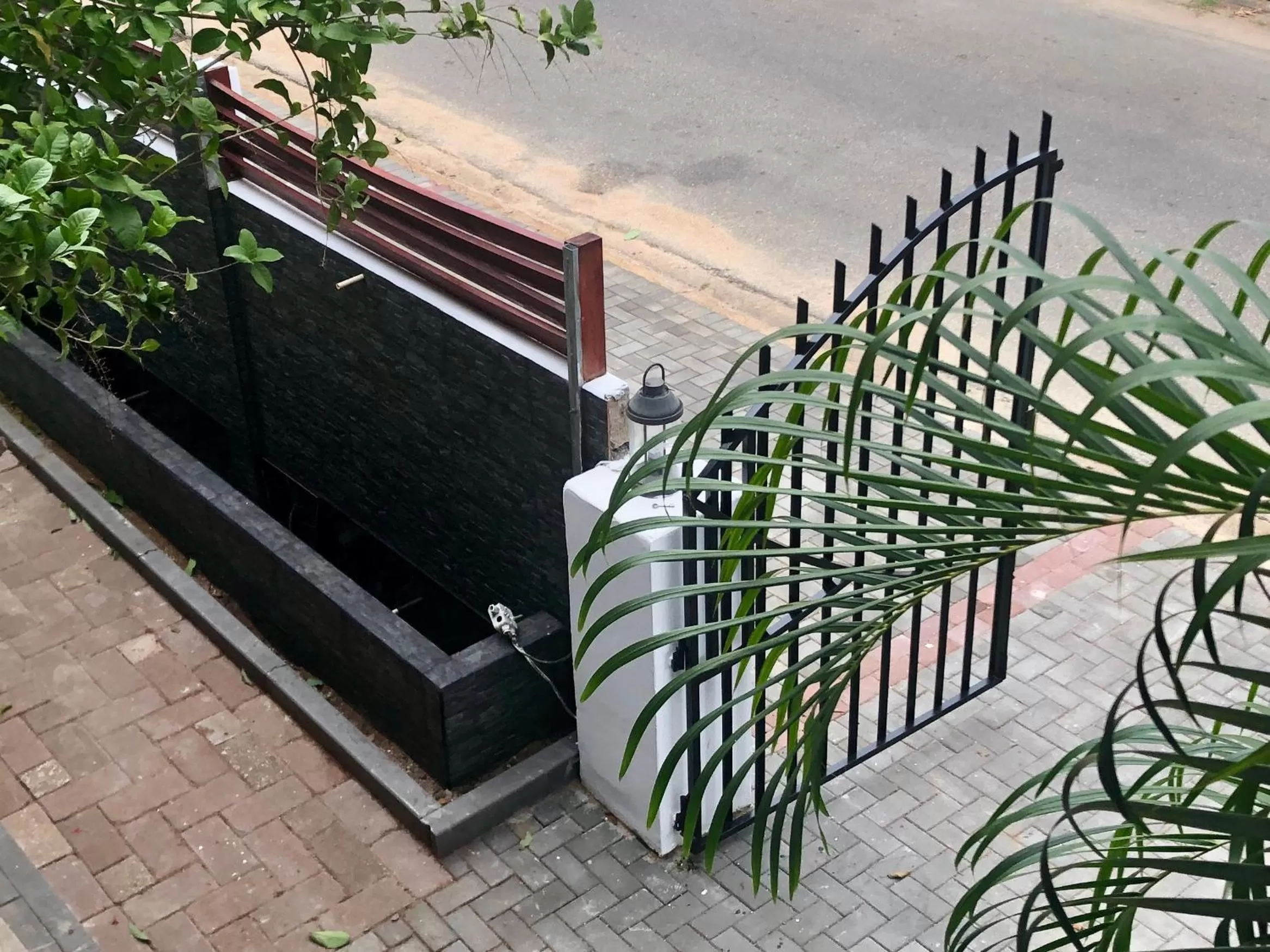 Facade/entrance, Balcony/Terrace in Villa Famiri Boutique hotel