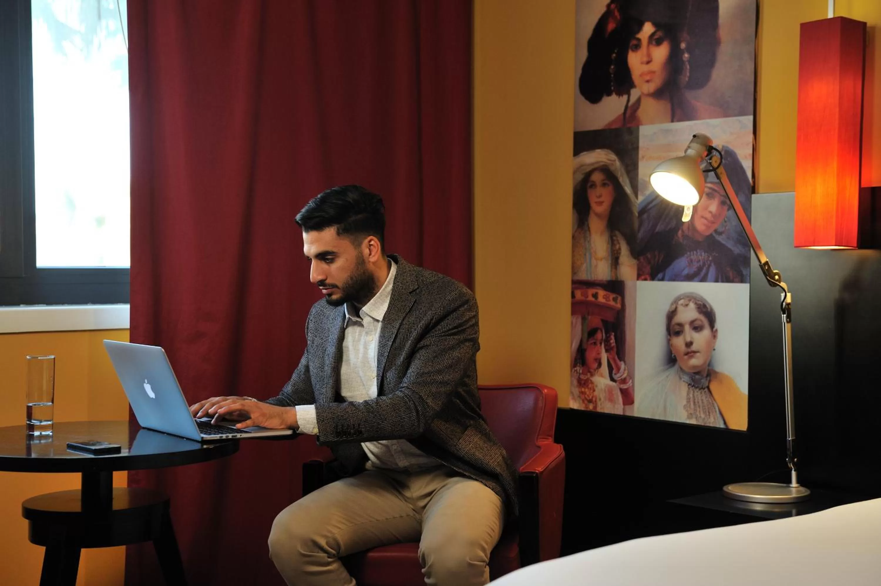 Seating area in Hotel Mercure Alger Aéroport