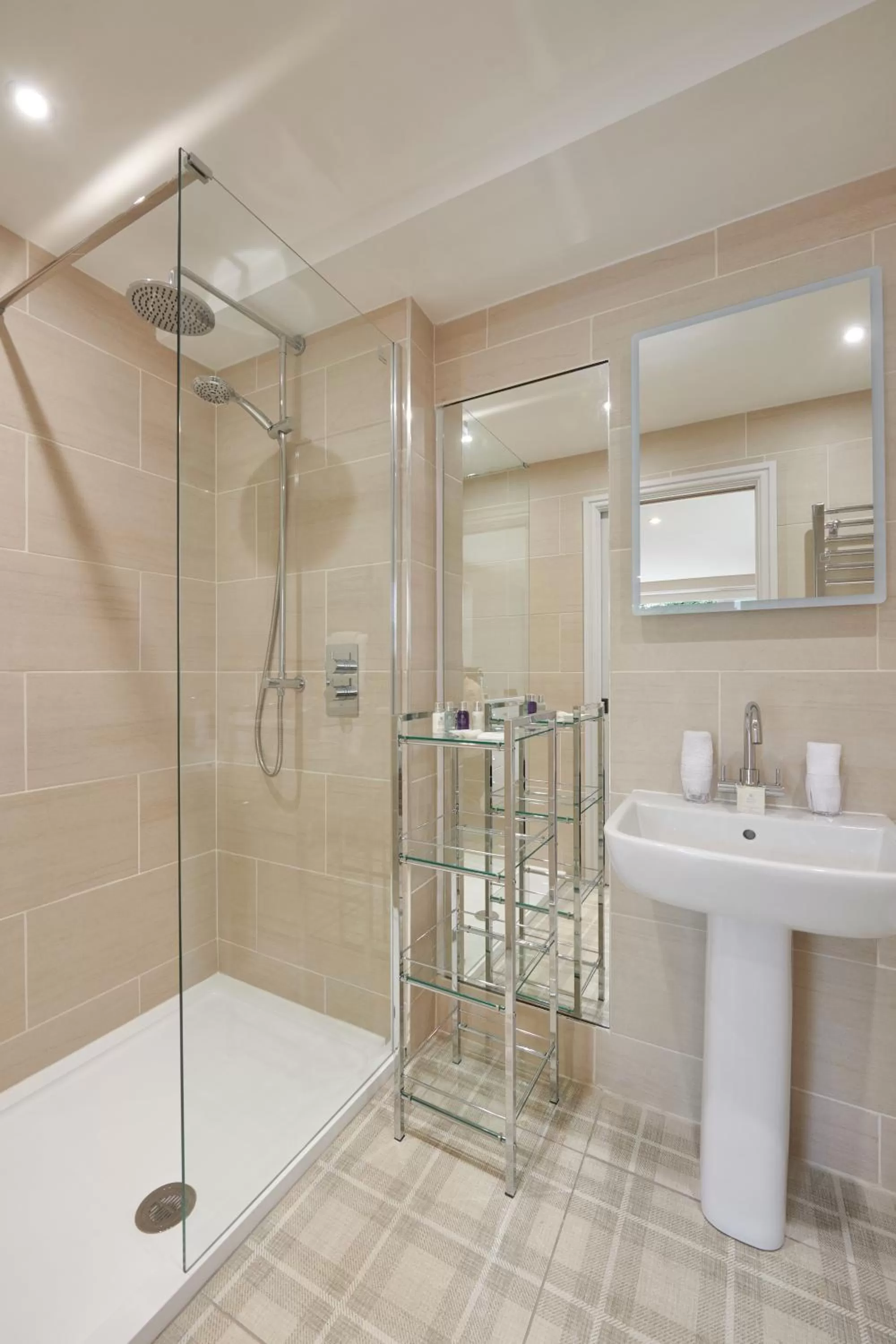 Bathroom in Farlam Hall Hotel & Restaurant