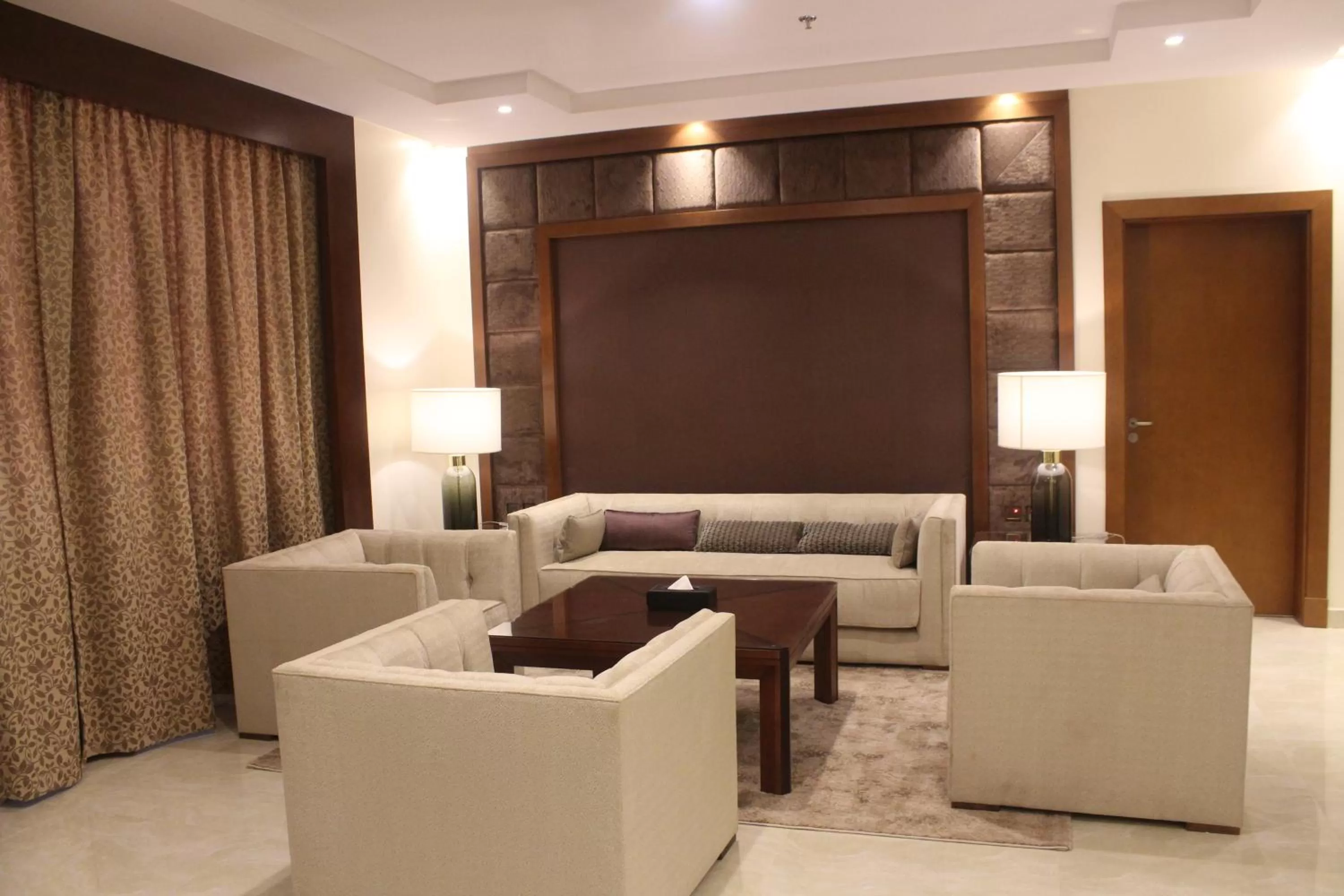 Living room in Radisson Blu Hotel, Buraidah