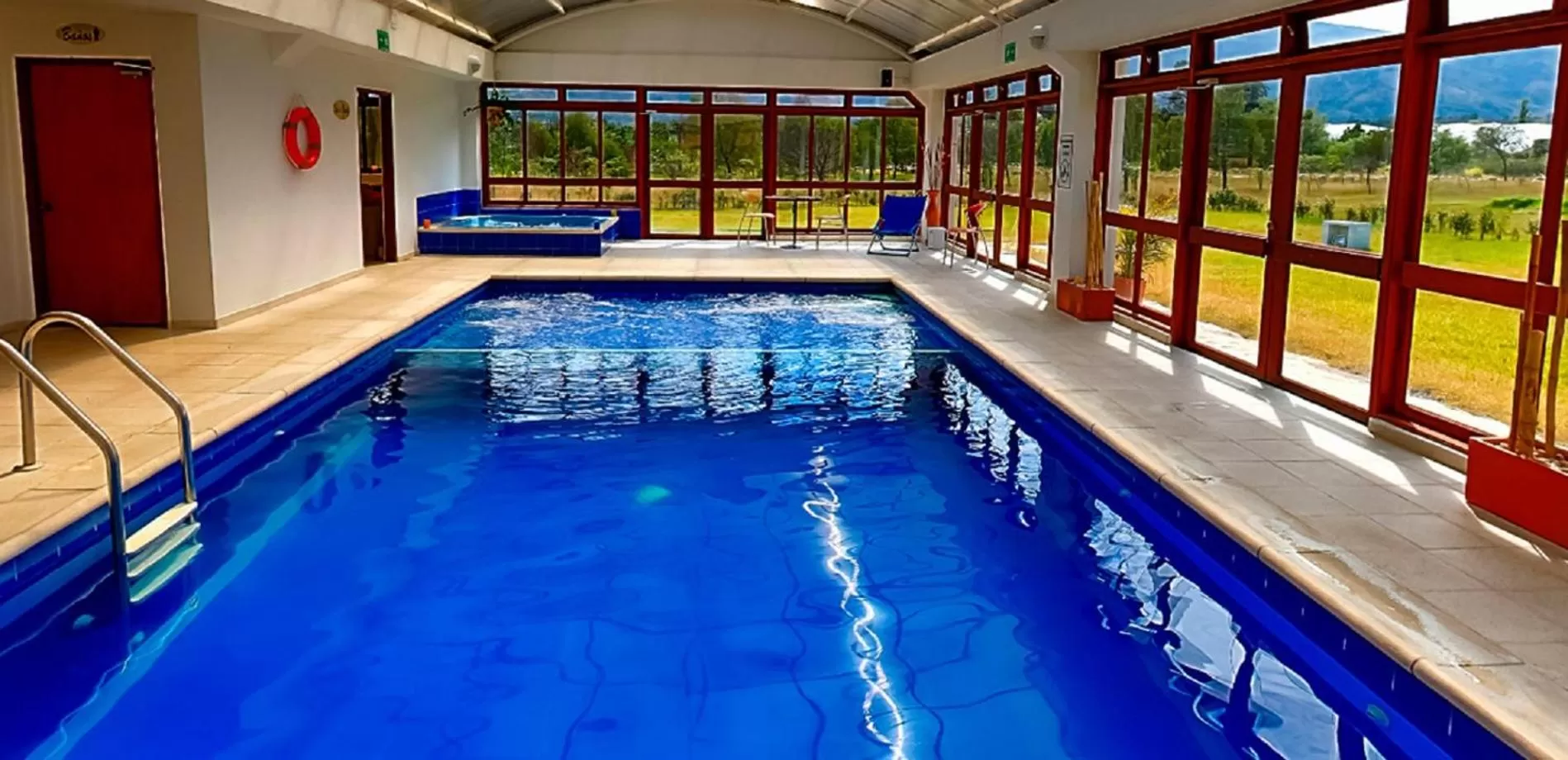 Swimming pool in Hotel Casa de los Fundadores