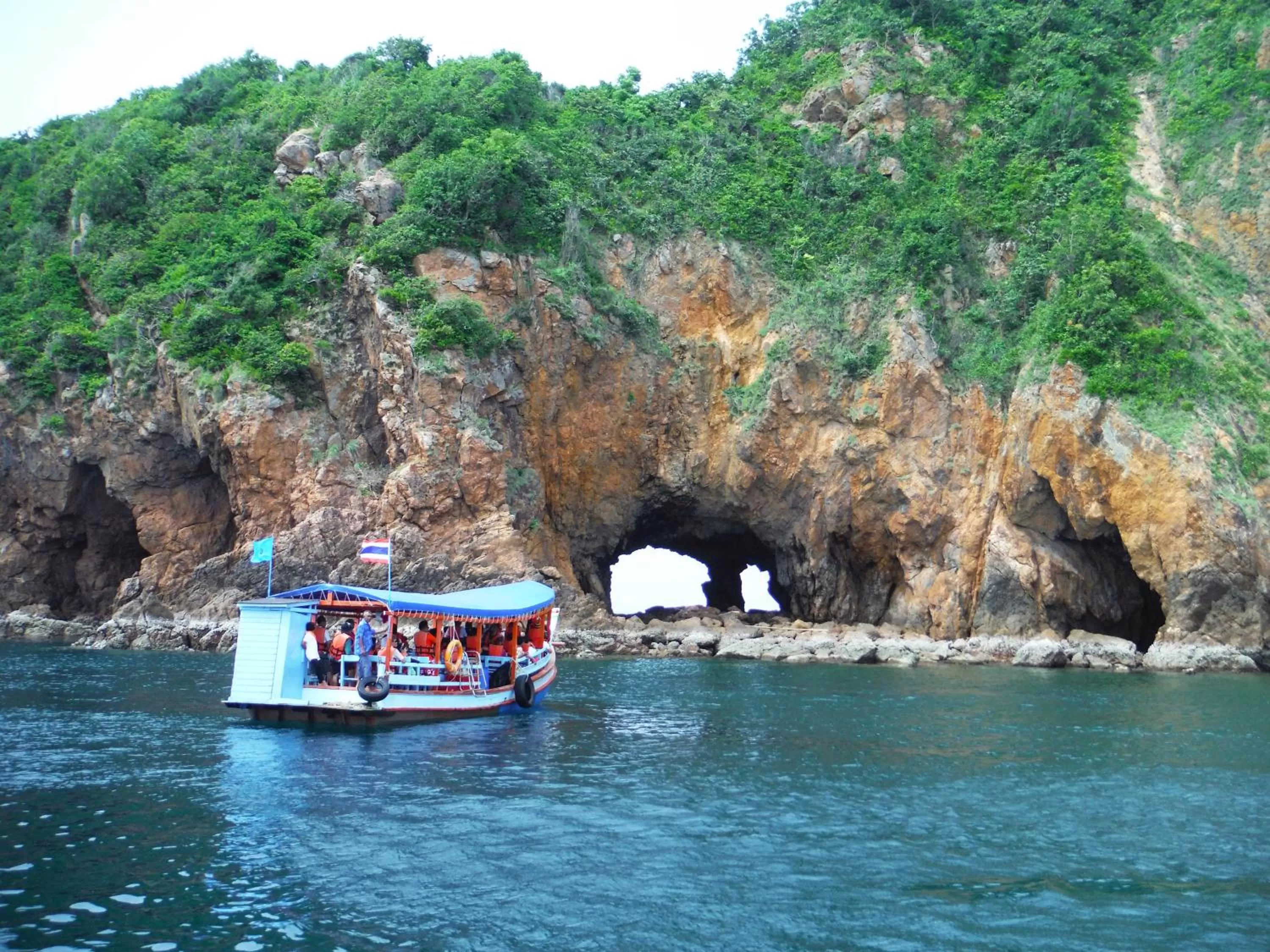 Activities in Ban Saithong Beach Resort