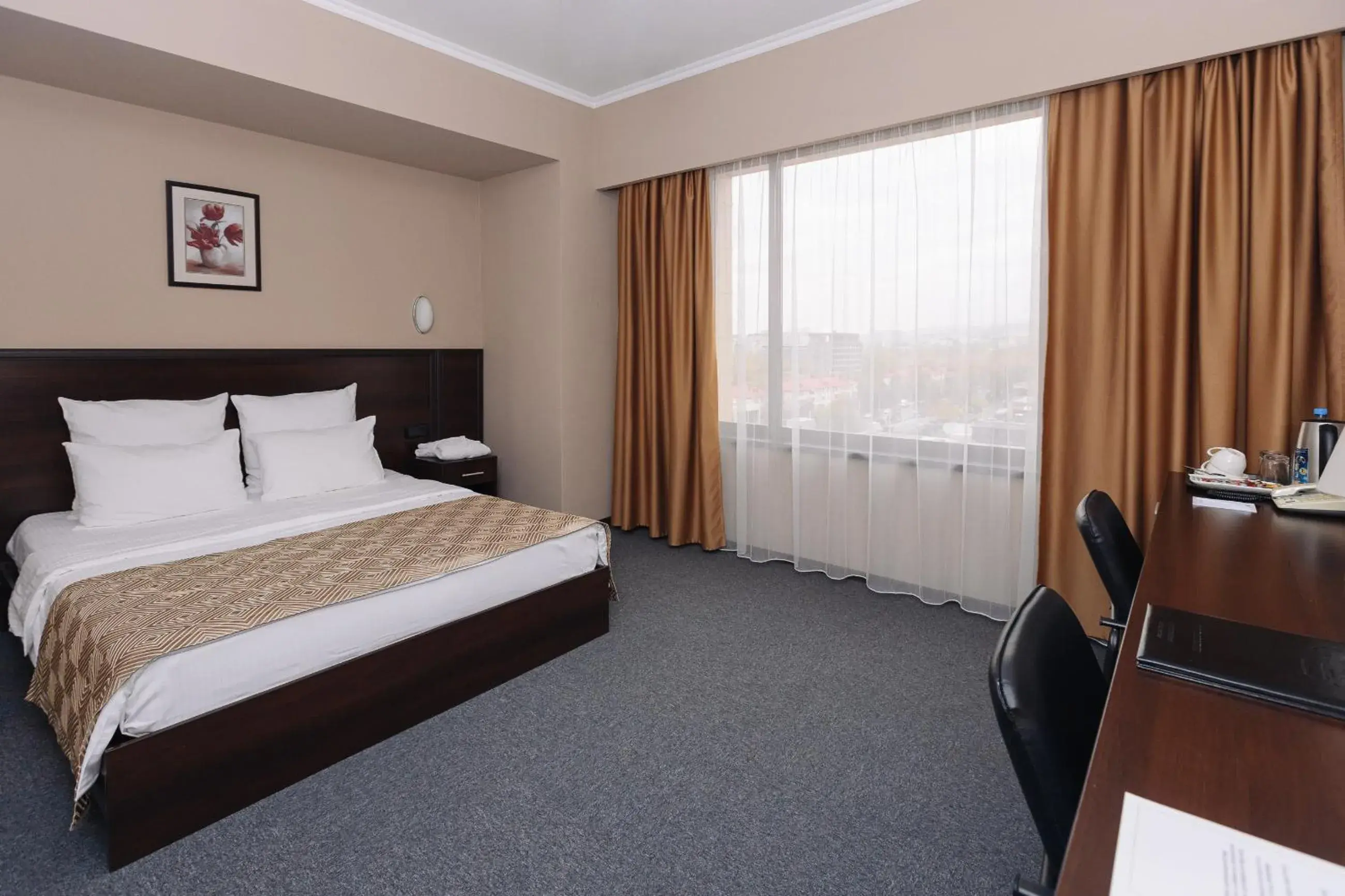 Superior Double Room with Mountain View - Non-Smoking in Best Western Plus Atakent Park Hotel Superior Double Room with Mountain View - Non-Smoking in Best Western Plus Atakent Park Hotel