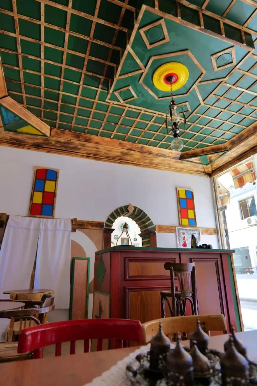 Restaurant/places to eat in Hotel Veli