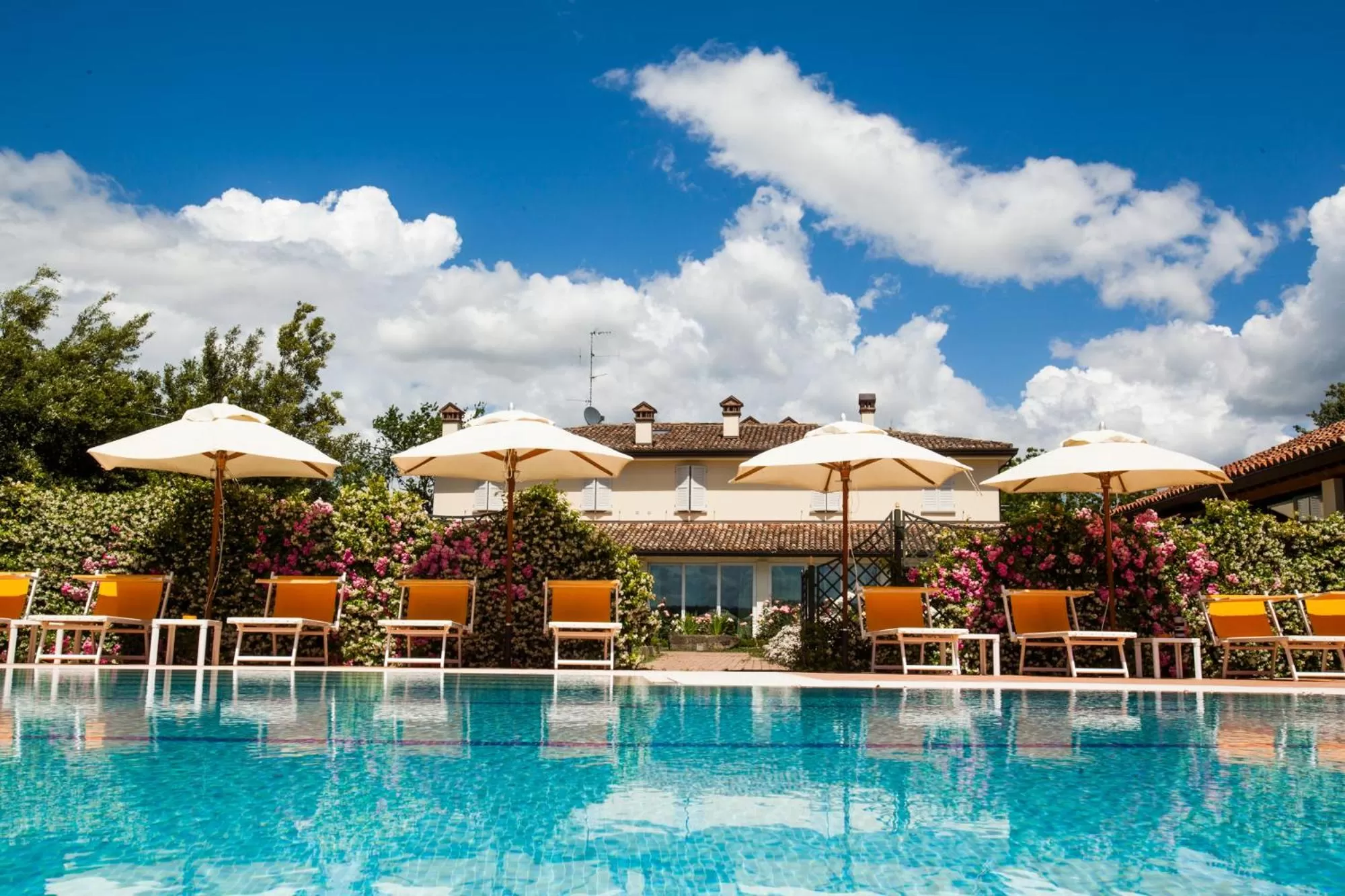 Day in Villa Abbondanzi Resort