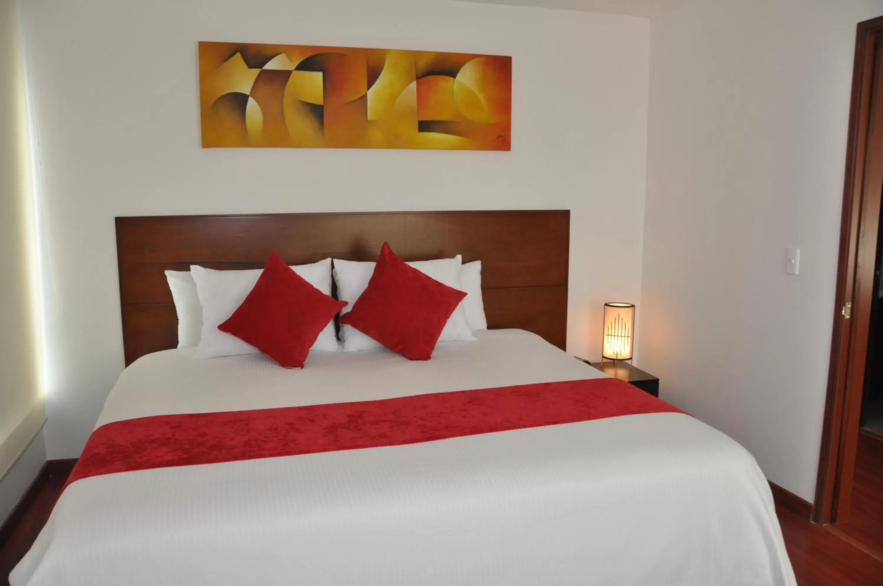 Two-Bedroom Apartment in Apartasuites Plaza Modelia Two-Bedroom Apartment in Apartasuites Plaza Modelia