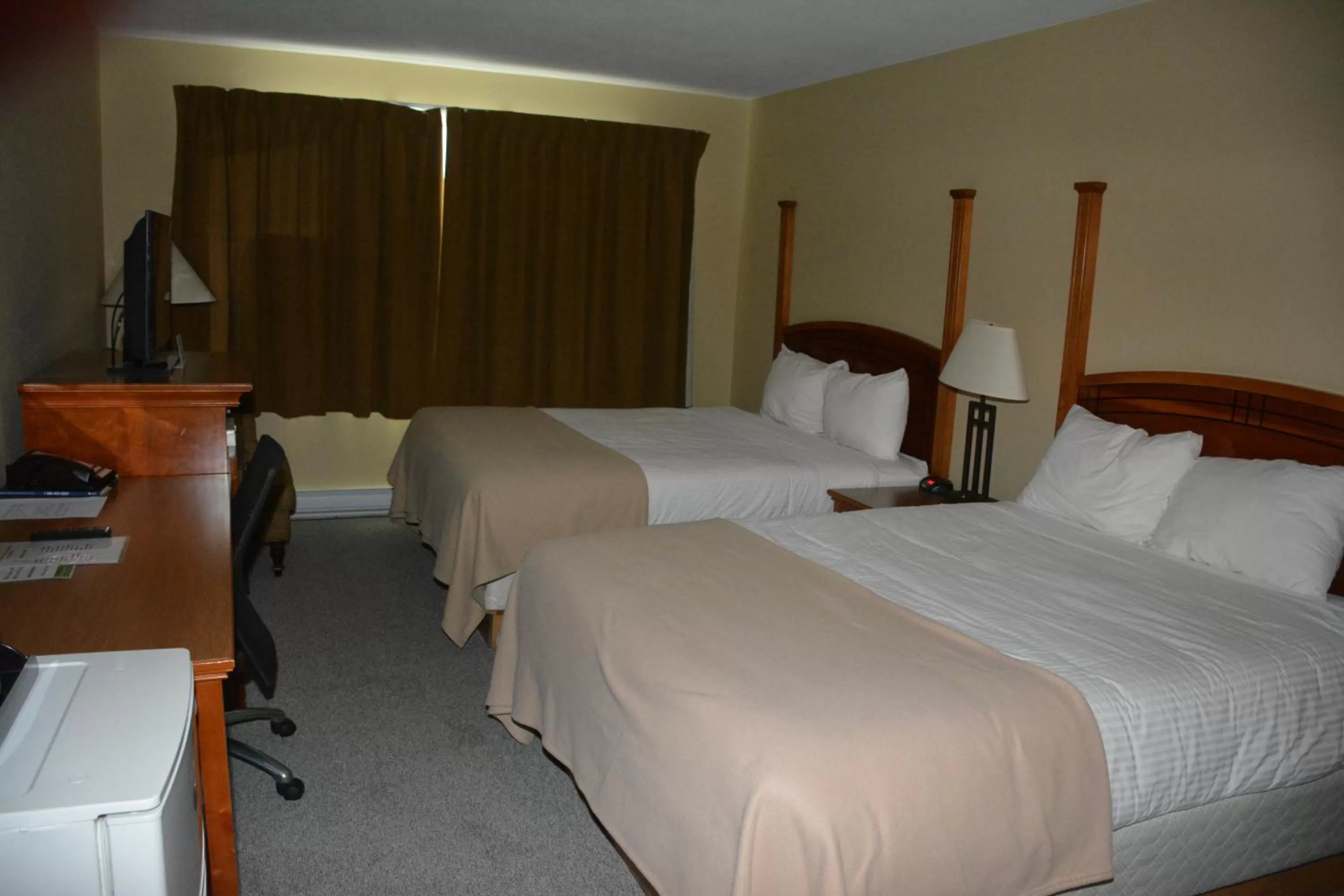 Queen Room with Two Queen Beds in Northway Motor Inn