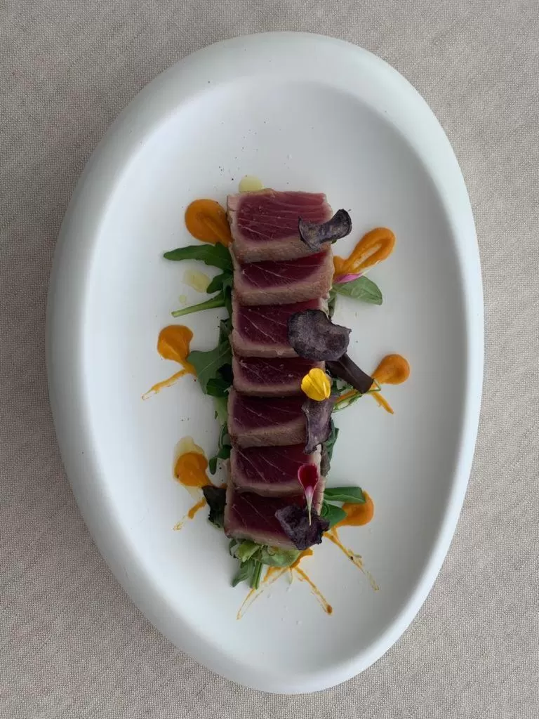 Restaurant/places to eat in Elite Boutique Hotel