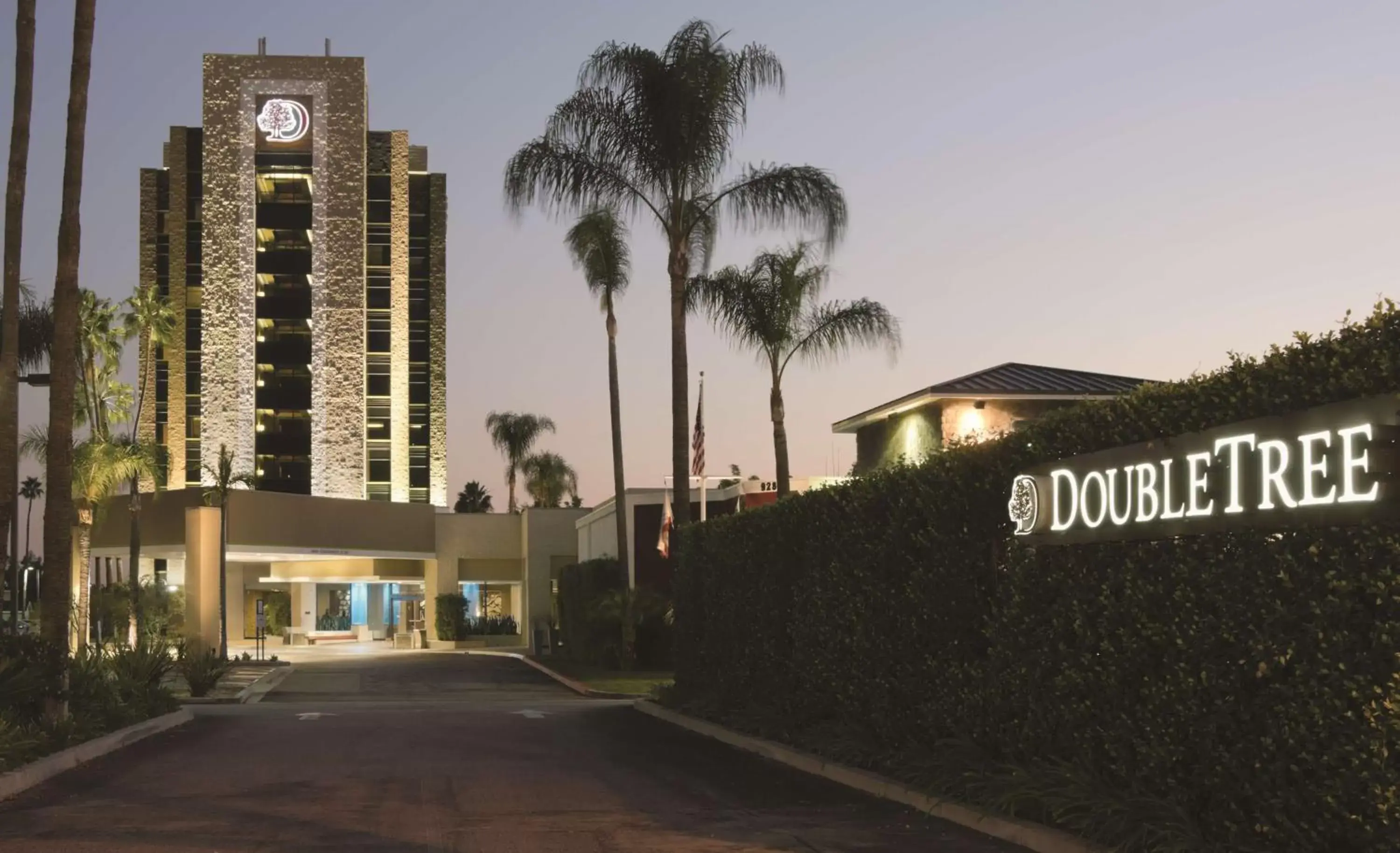 DoubleTree by Hilton Monrovia - Pasadena Area DoubleTree by Hilton Monrovia - Pasadena Area