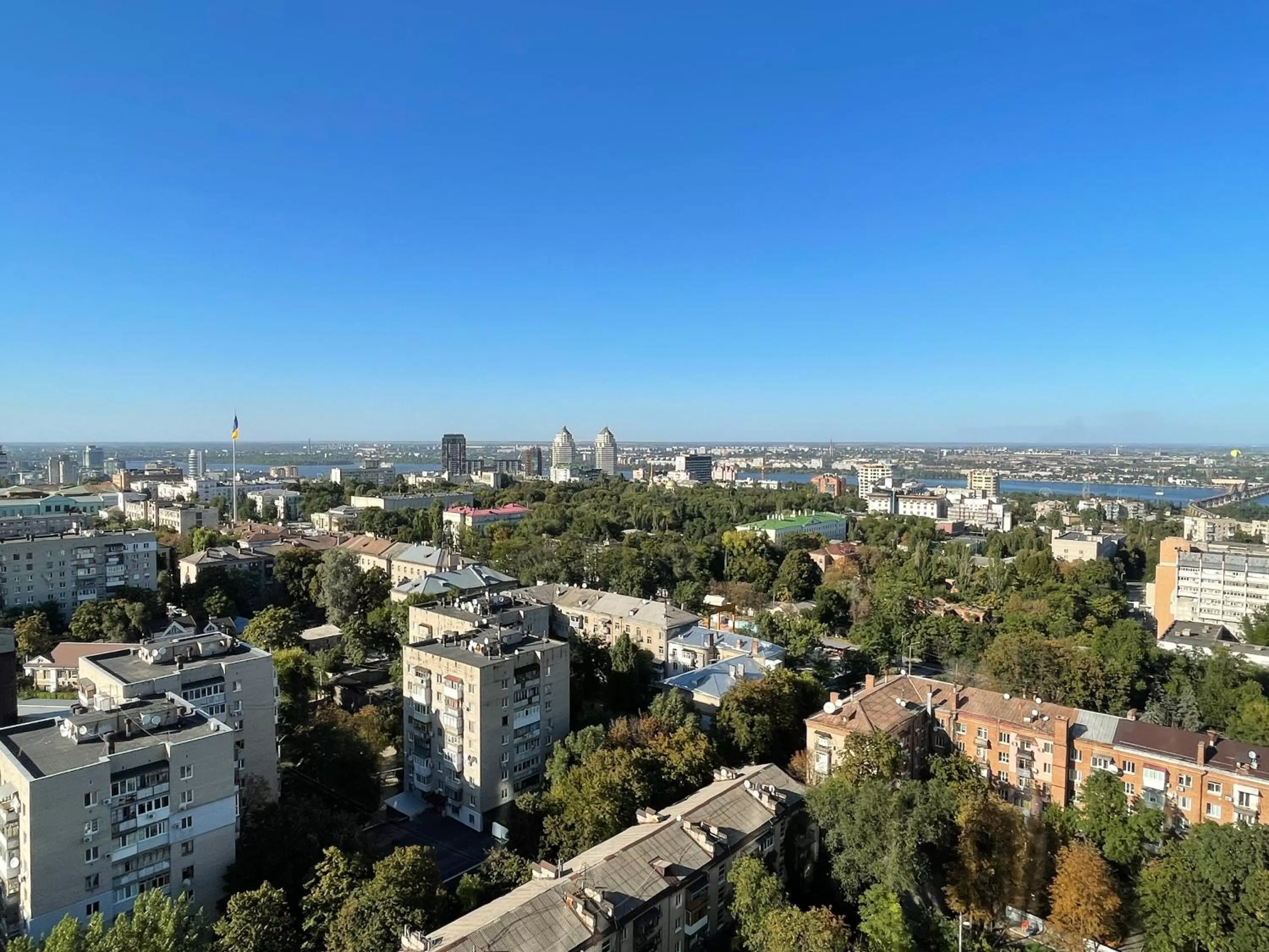 Bird's-eye View in ACCOMMODO192