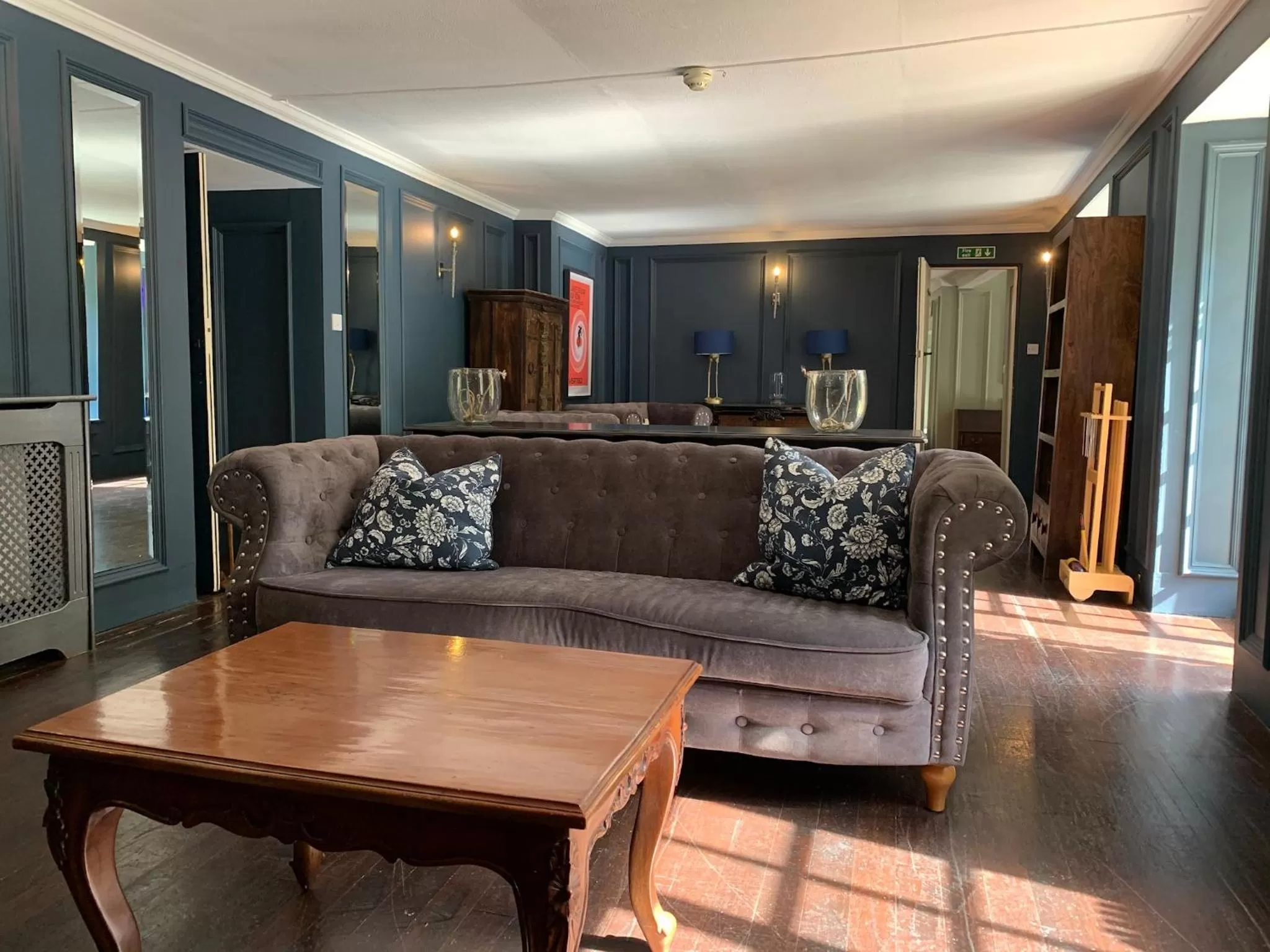 Library in Boscundle Manor