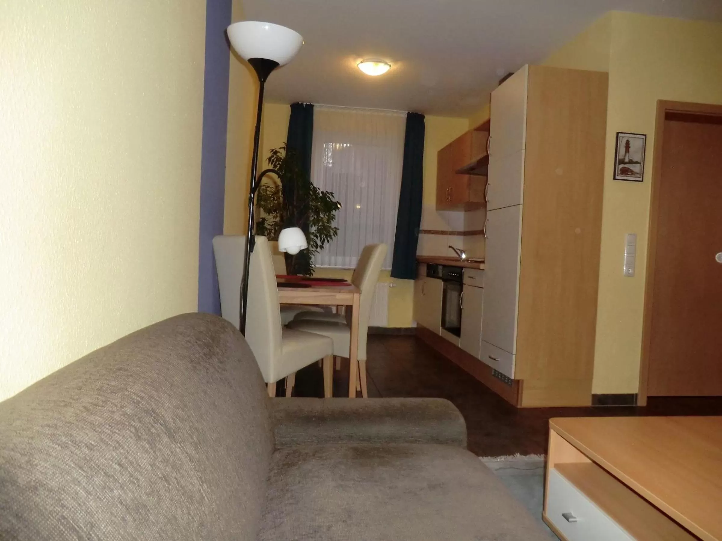 Kitchen or kitchenette in Hotel Pension Am Hafen