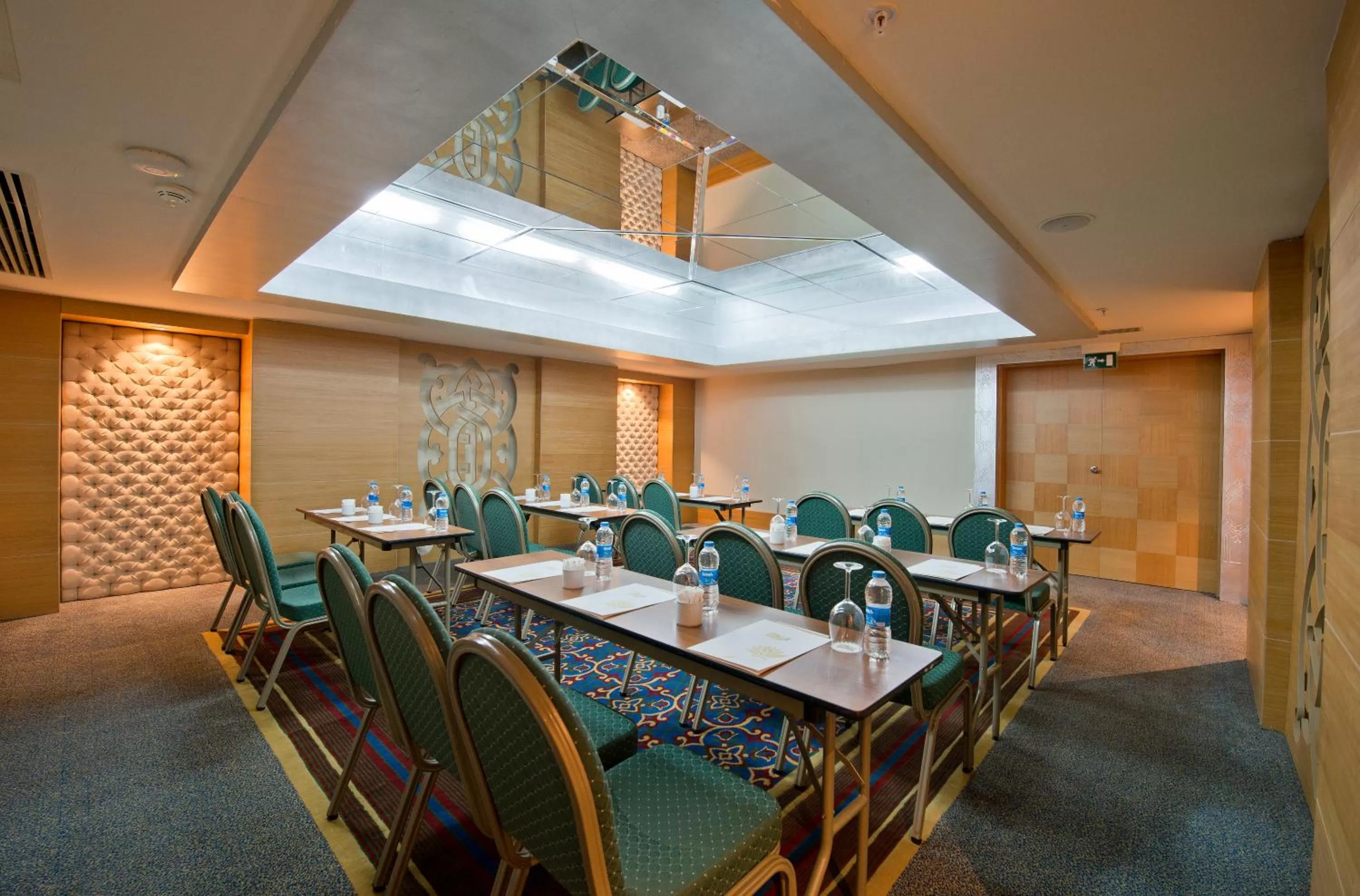 Business facilities in Kamelya Selin Hotel Luxury Resort & SPA