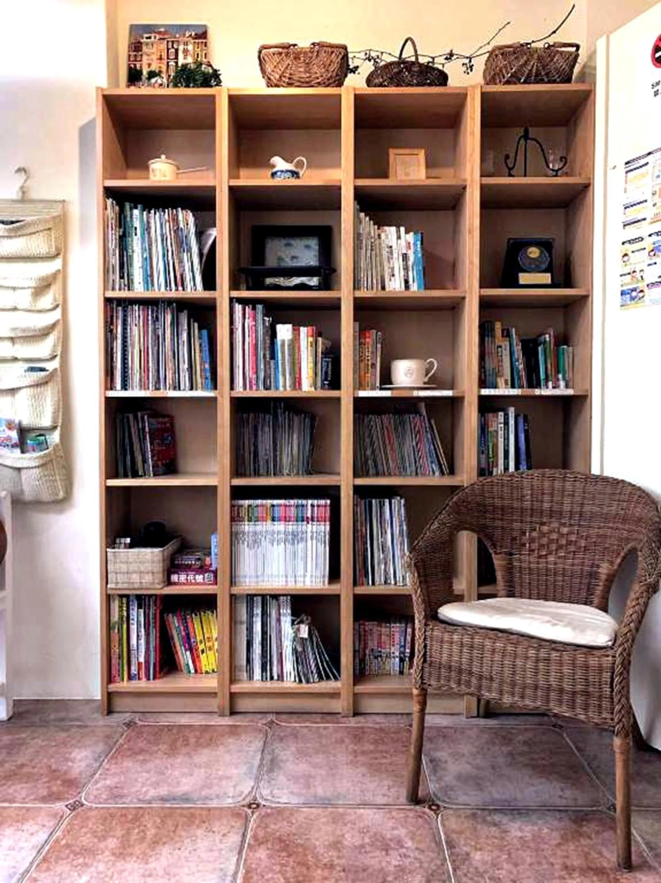 Communal lounge/ TV room in Backpacker 41 Hostel - Kaohsiung