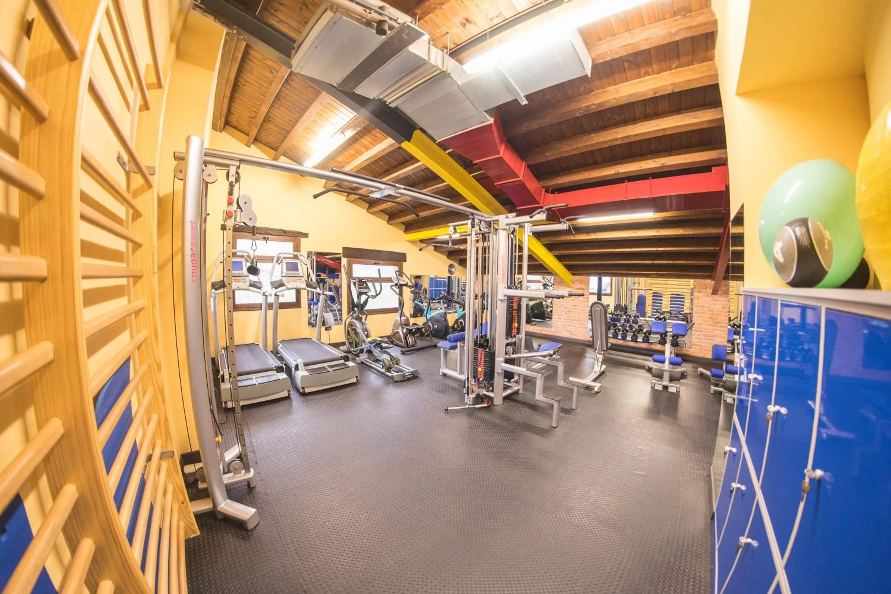 Fitness centre/facilities in Hotel & Spa María Manuela