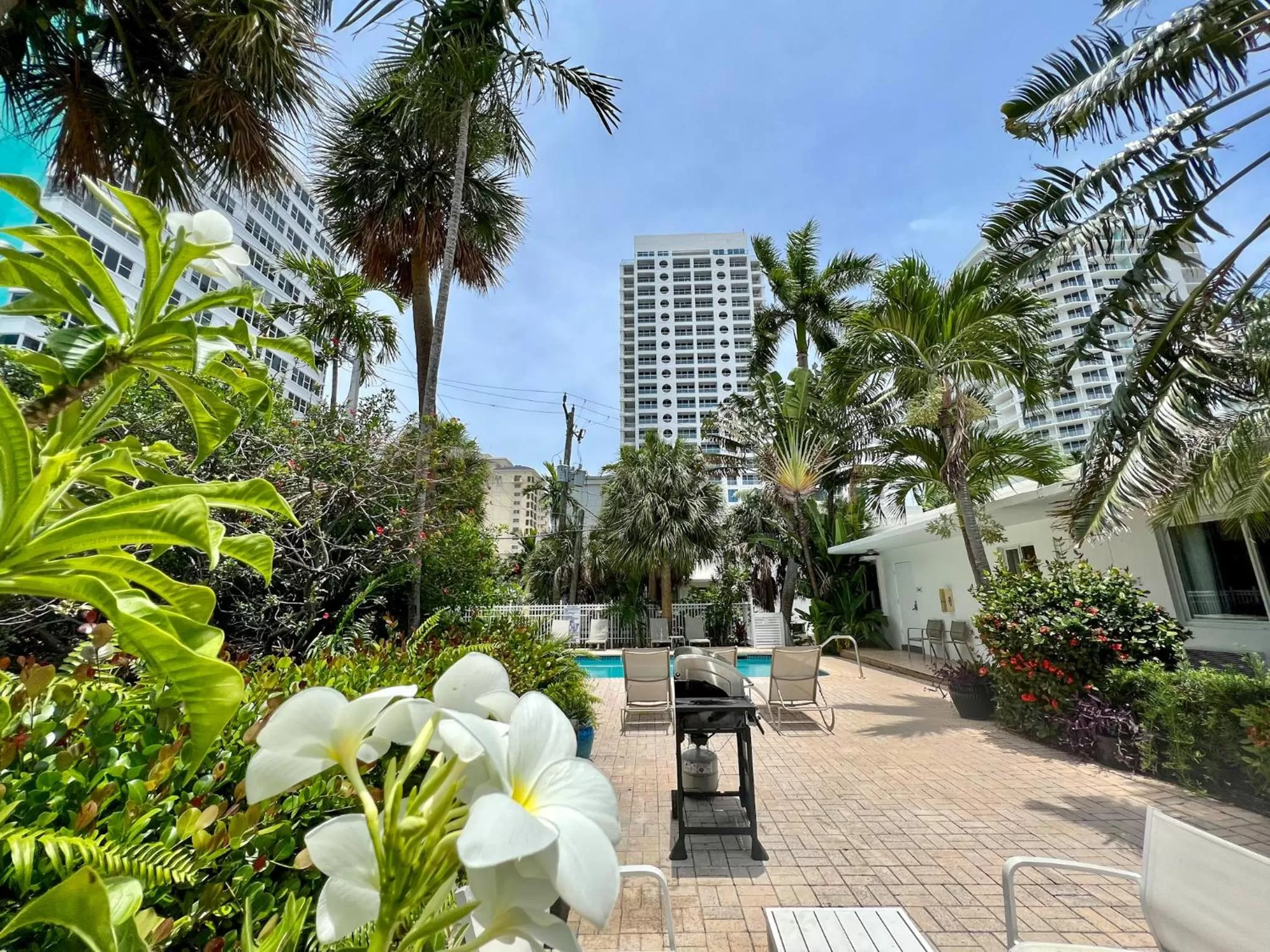 BBQ facilities in North Beach Hotel