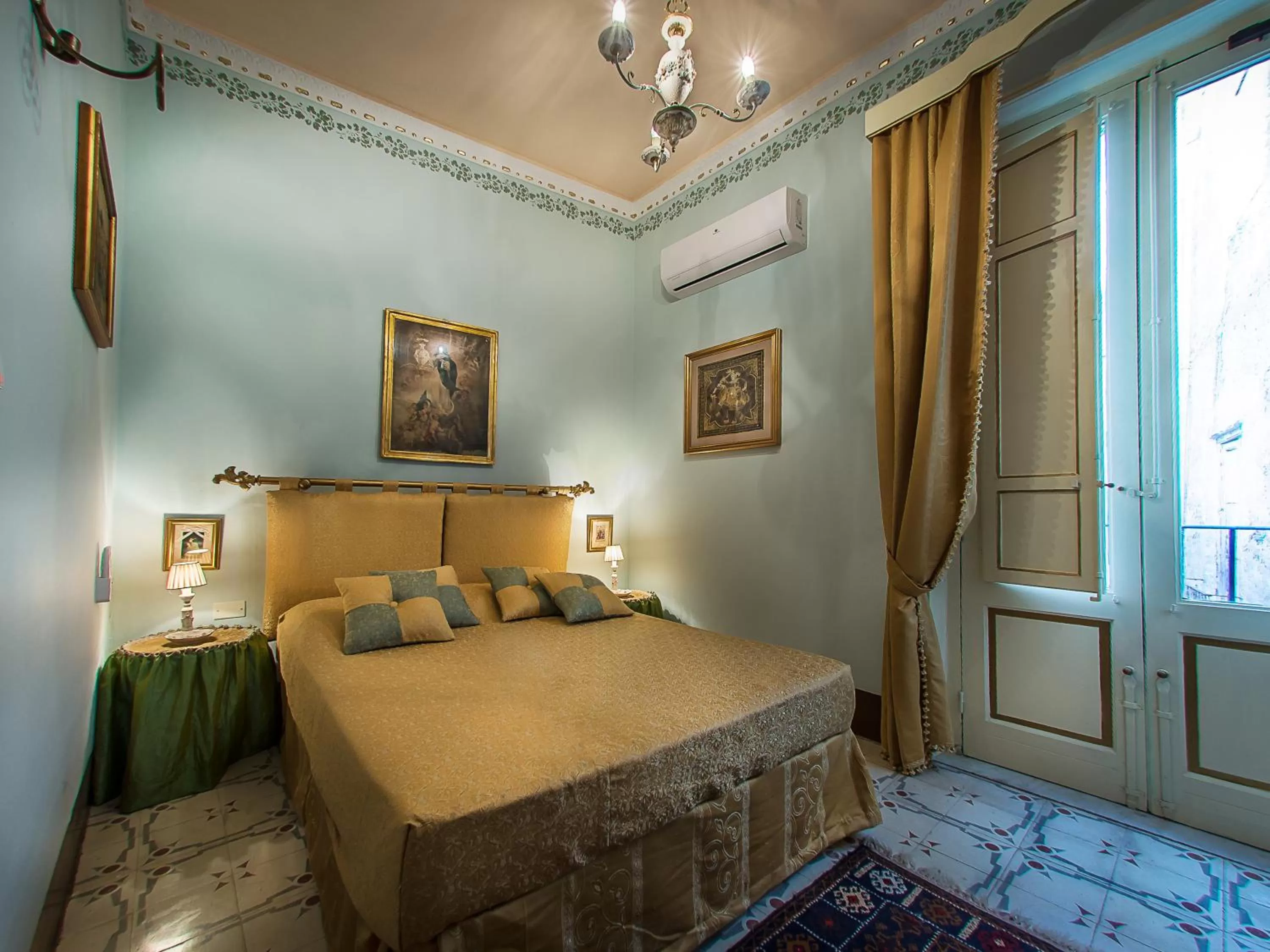 Photo of the whole room, Bed in Meliaresort Dimore Storiche