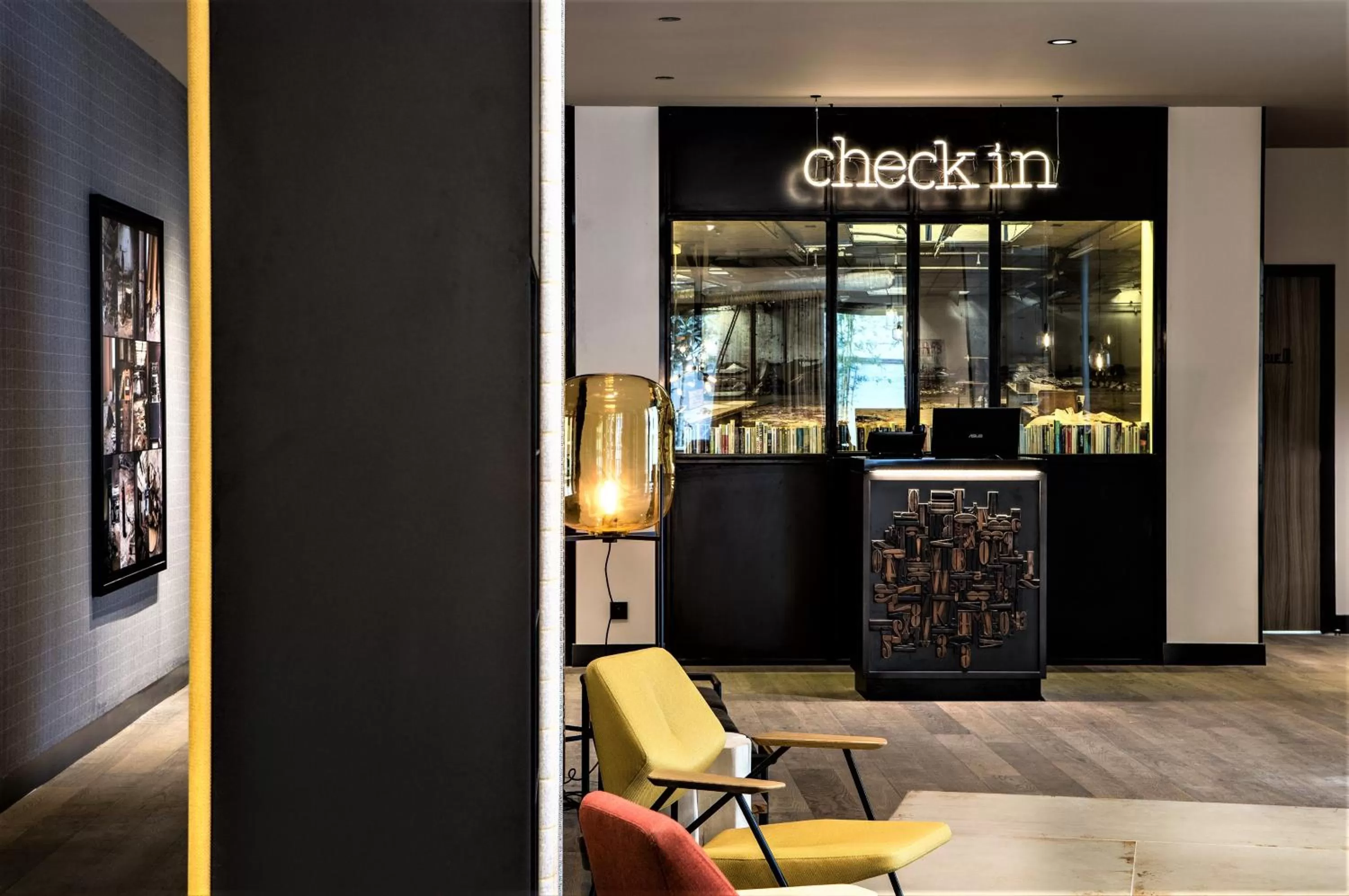 Seating area in L'Imprimerie Hôtel