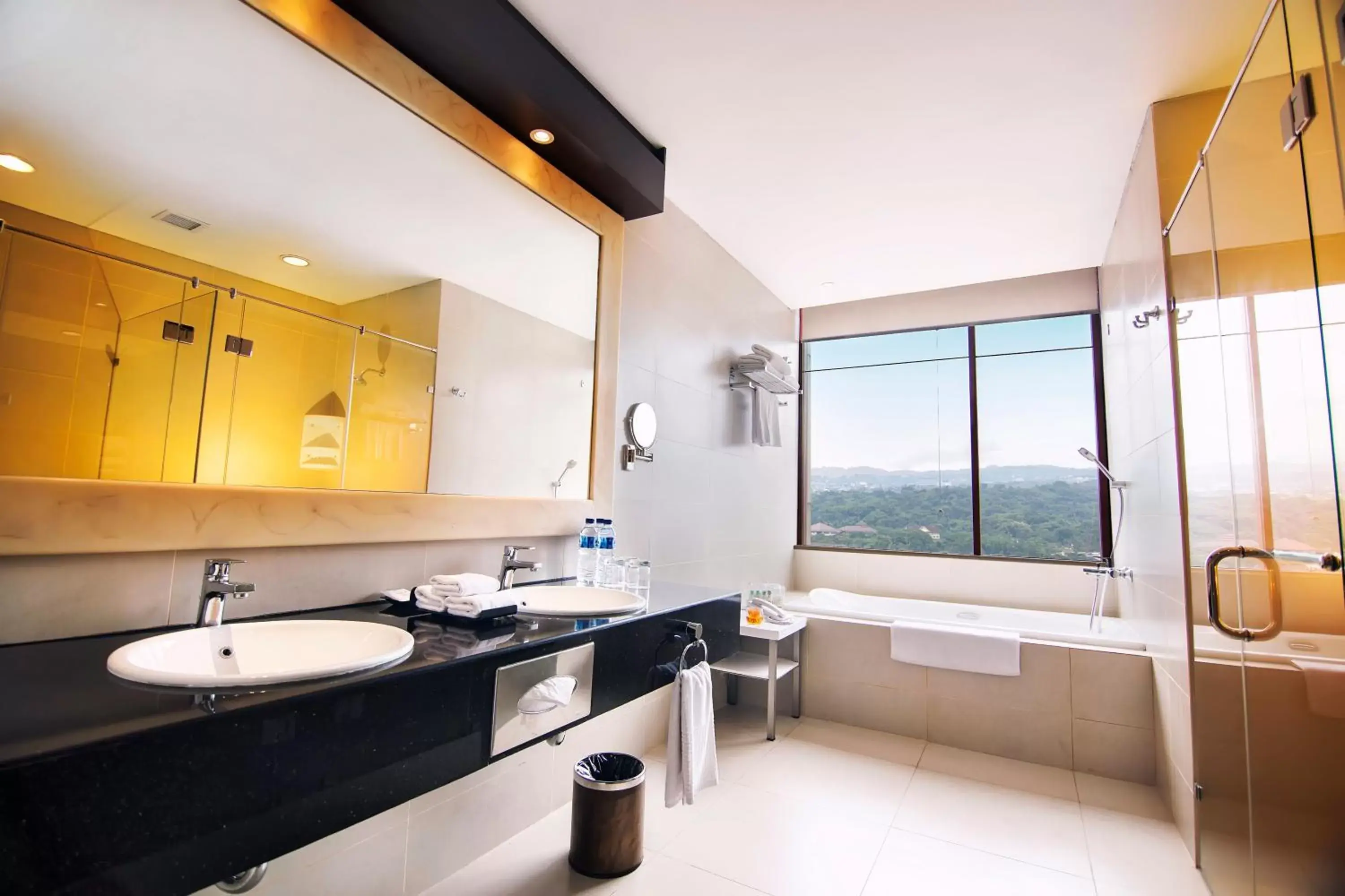 Suite in PRIME PARK Hotel Bandung Suite in PRIME PARK Hotel Bandung