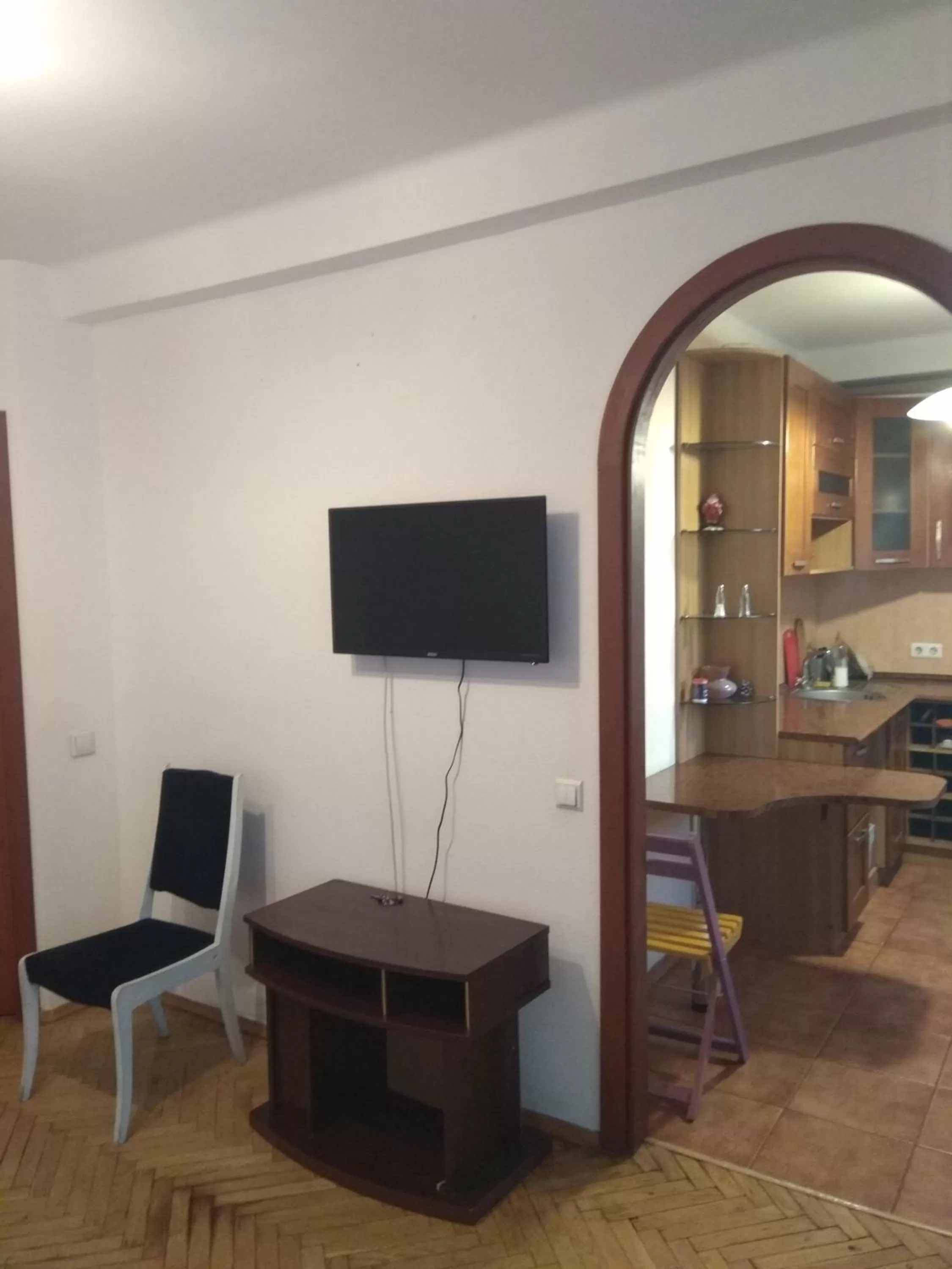 TV and multimedia, TV/Entertainment Center in Alaska