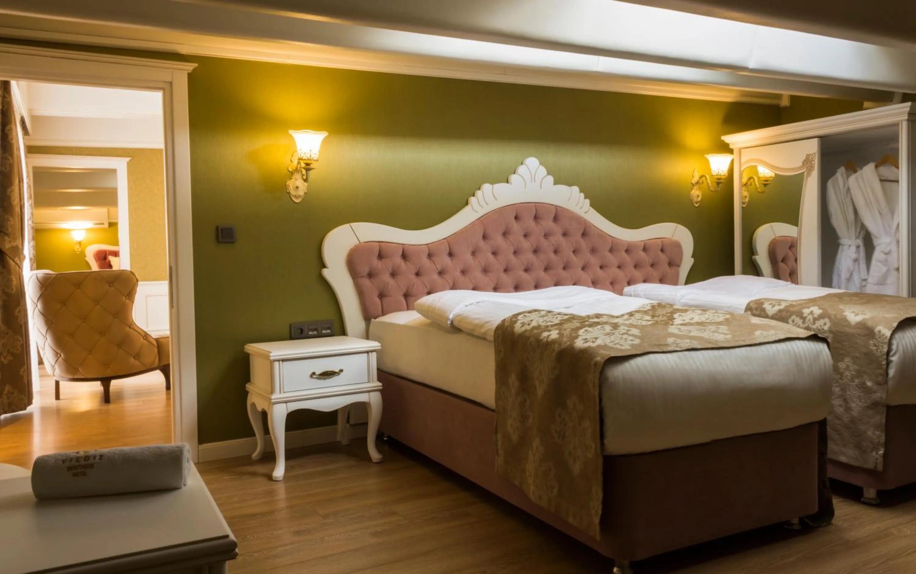 Bed in Yildiz Life Hotel