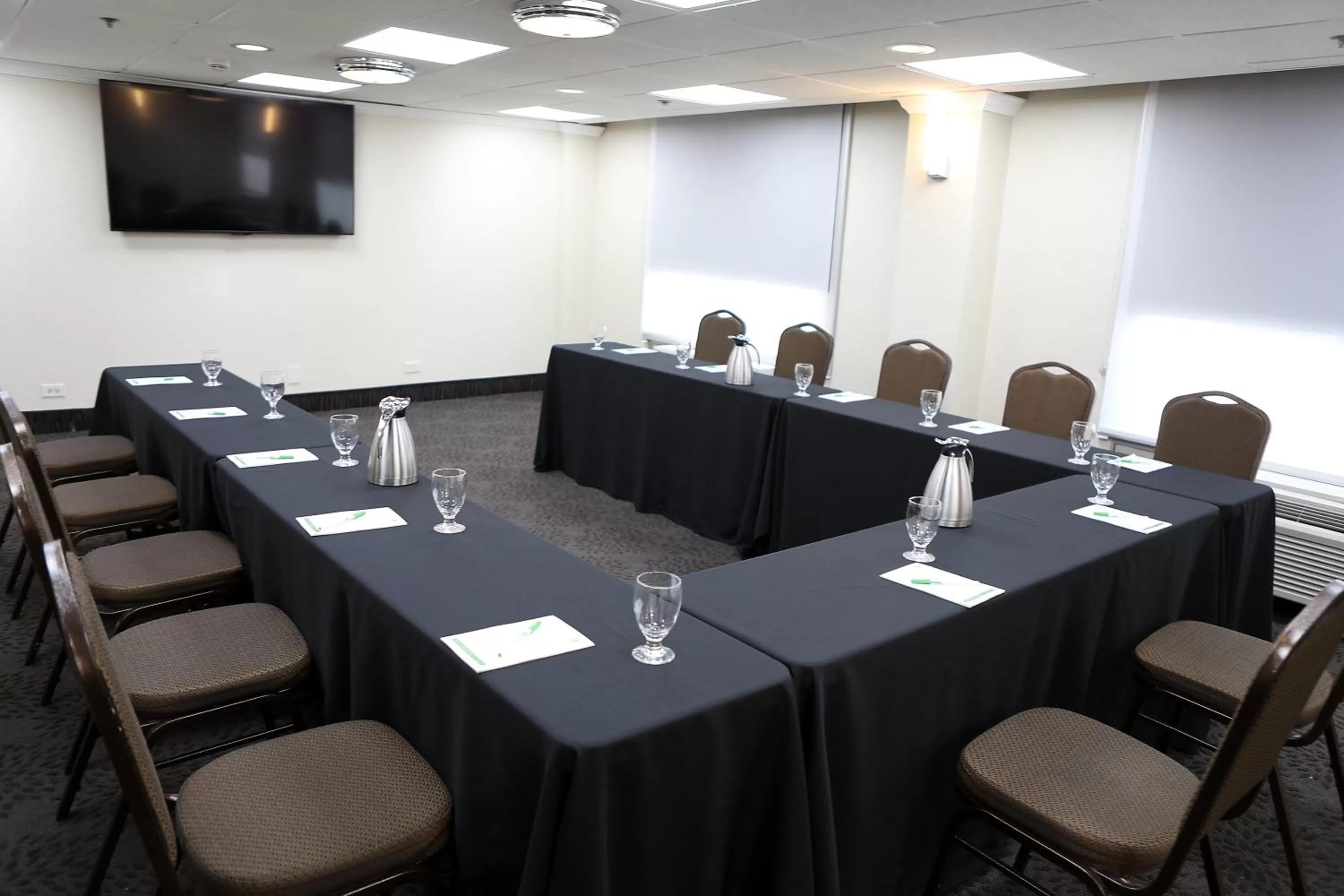 Meeting/conference room in Holiday Inn O'Hare Area by IHG